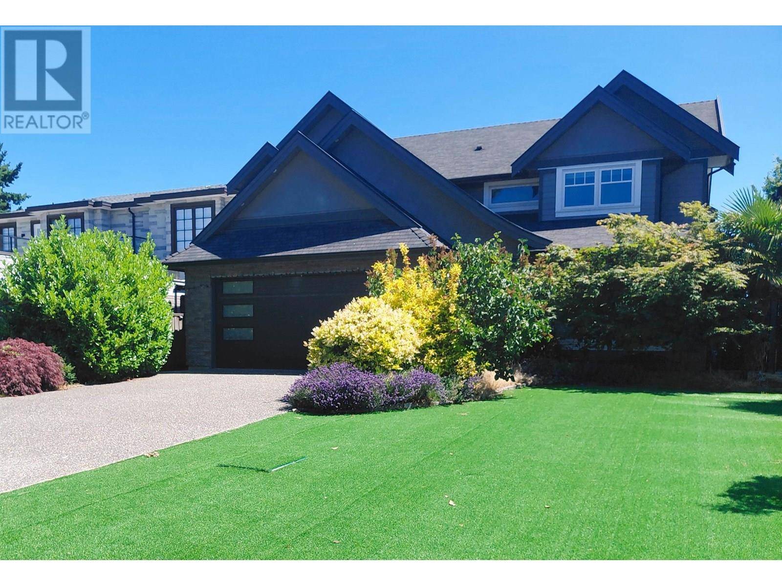 Delta, BC V4K2R8,4636 48B STREET