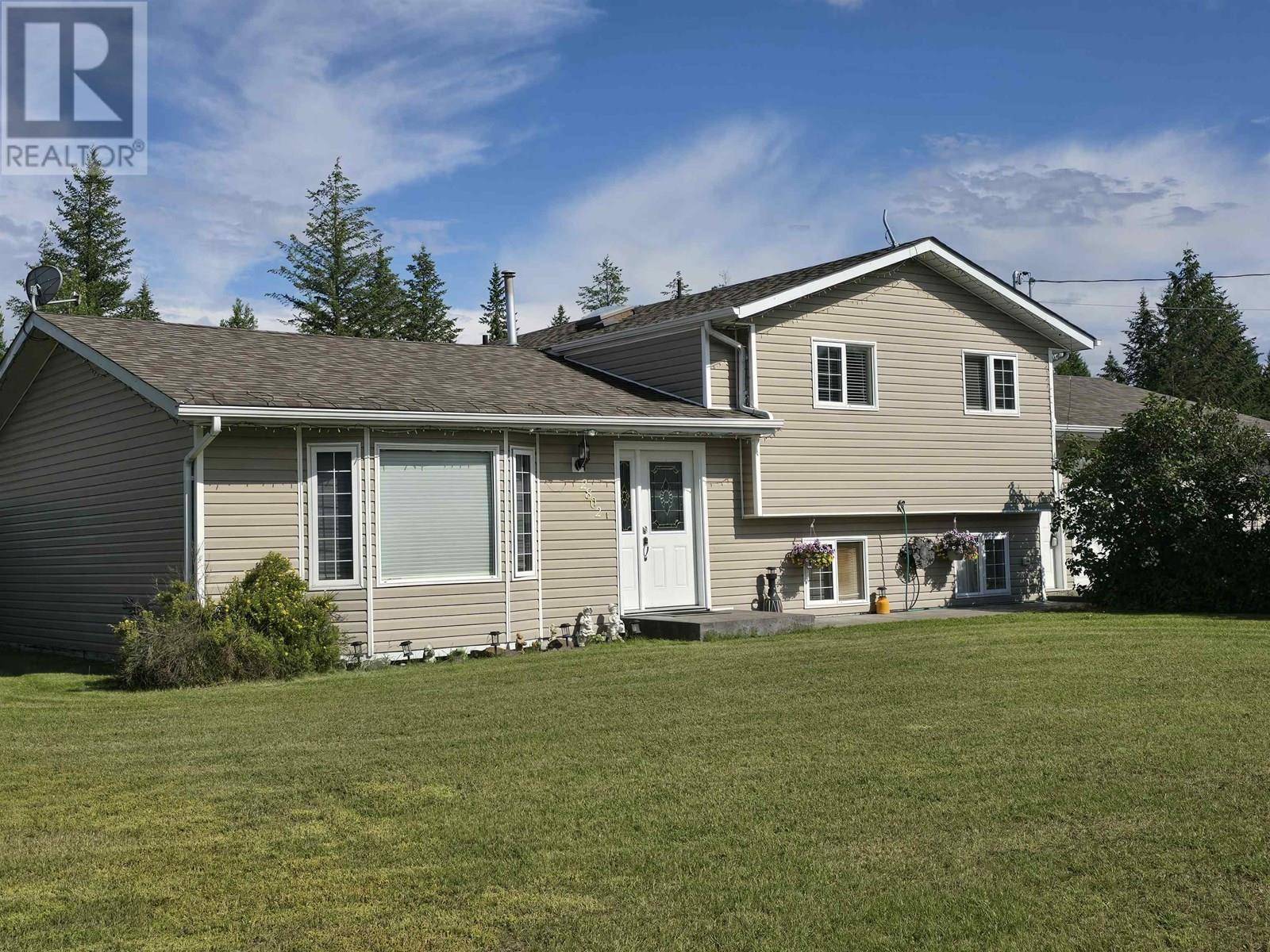 Quesnel, BC V2J6L4,2802 OTTER ROAD