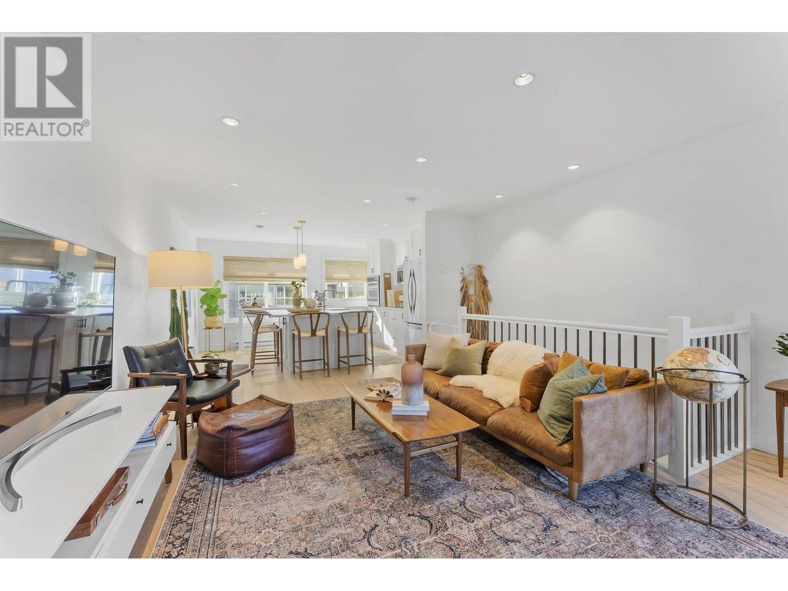Vancouver, BC V6H1A5,1286 W 6TH AVENUE