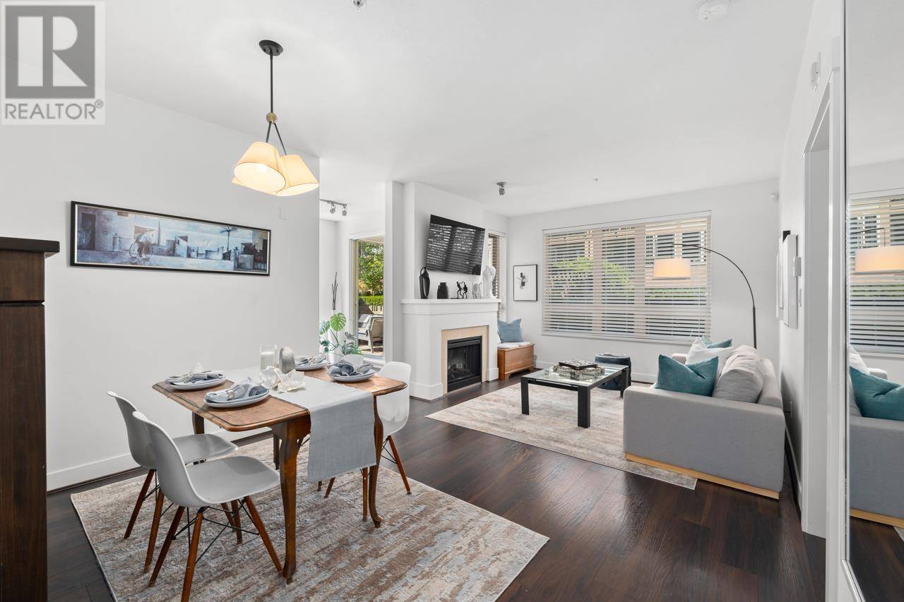 North Vancouver, BC V7J2R7,2601 WHITELEY CT #110