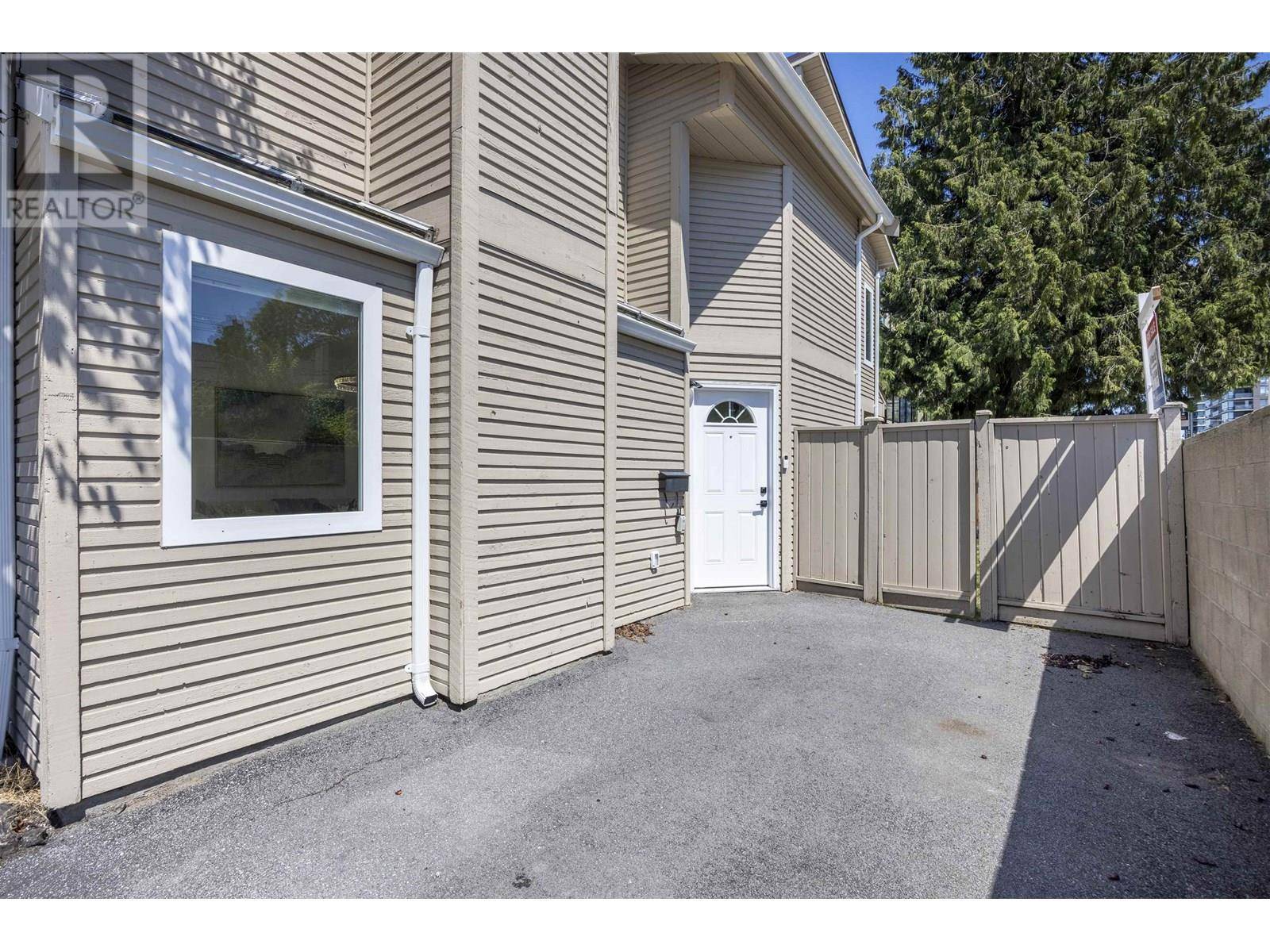 Richmond, BC V6Y1V8,8691 COOK RD #14