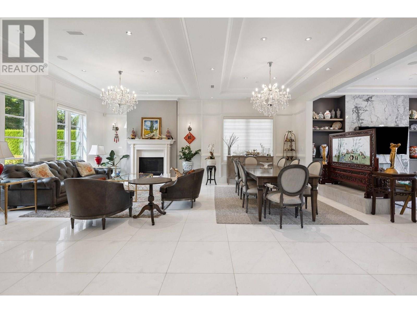 Vancouver, BC V6H2A6,1149 W 26TH AVENUE