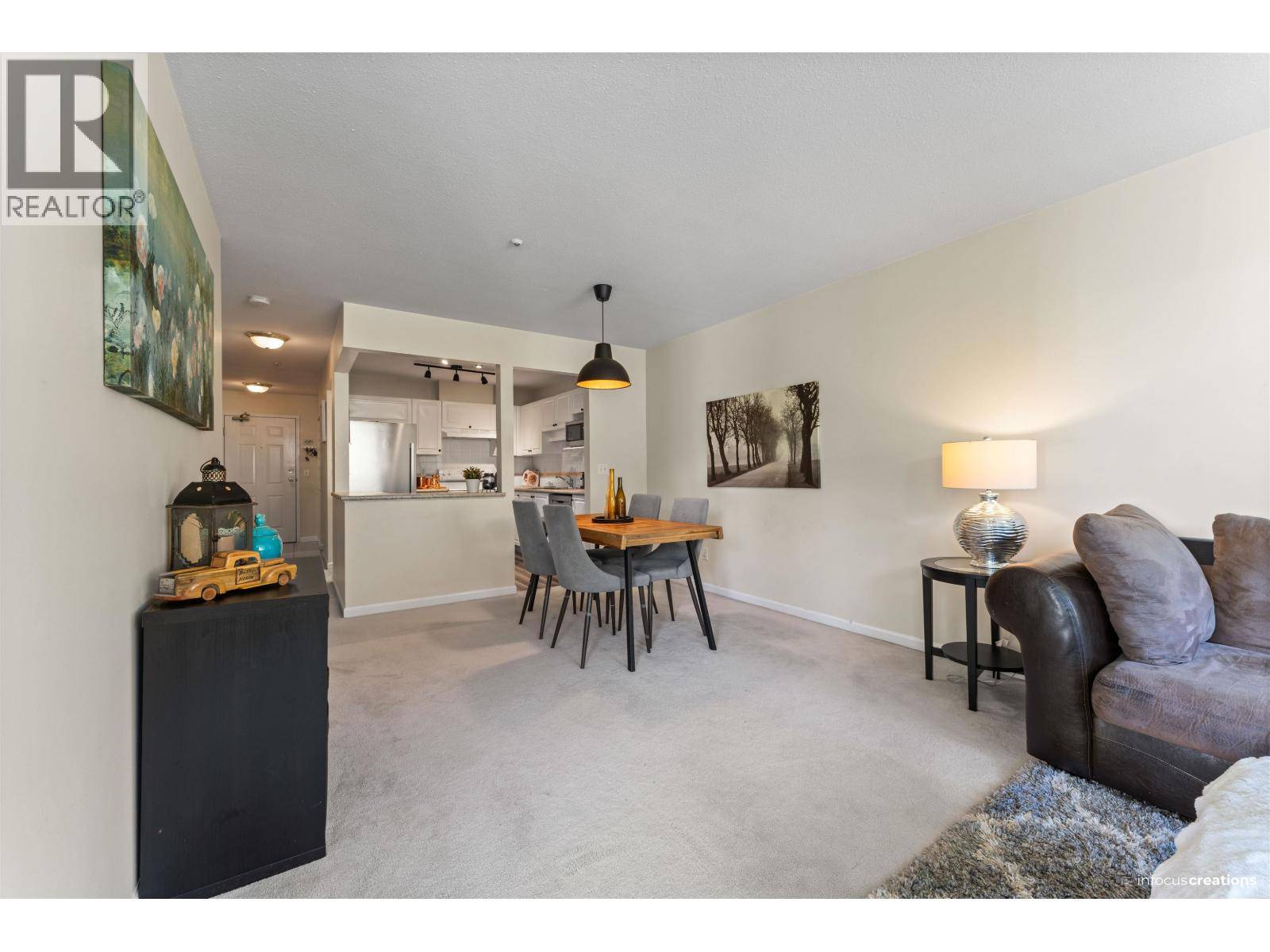 Pitt Meadows, BC V3Y2S2,12155 191B ST #303