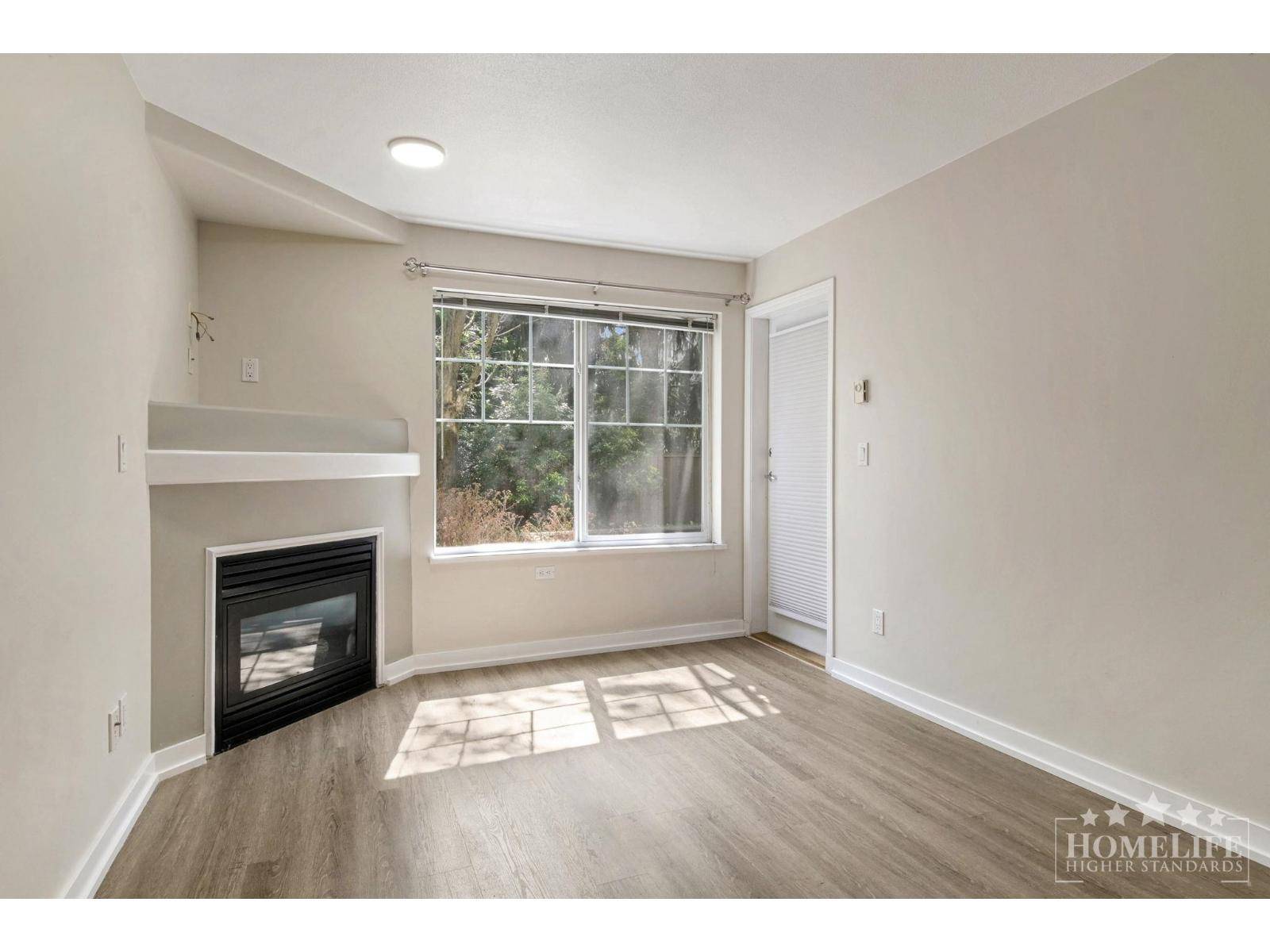 Langley, BC V3A8S1,20200 56 AVE #115