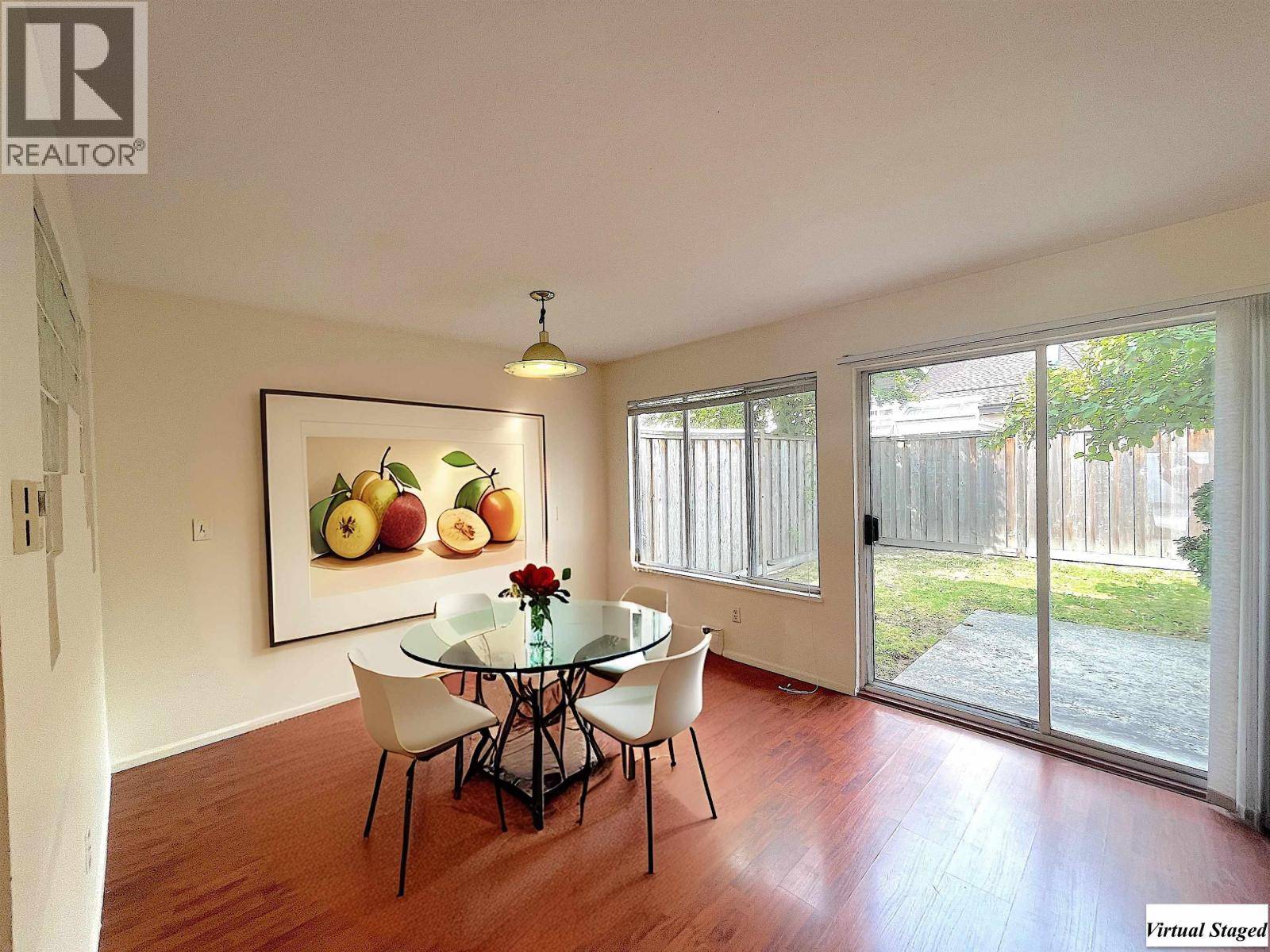 Richmond, BC V6Y3X8,7660 ABERCROMBIE DR #7