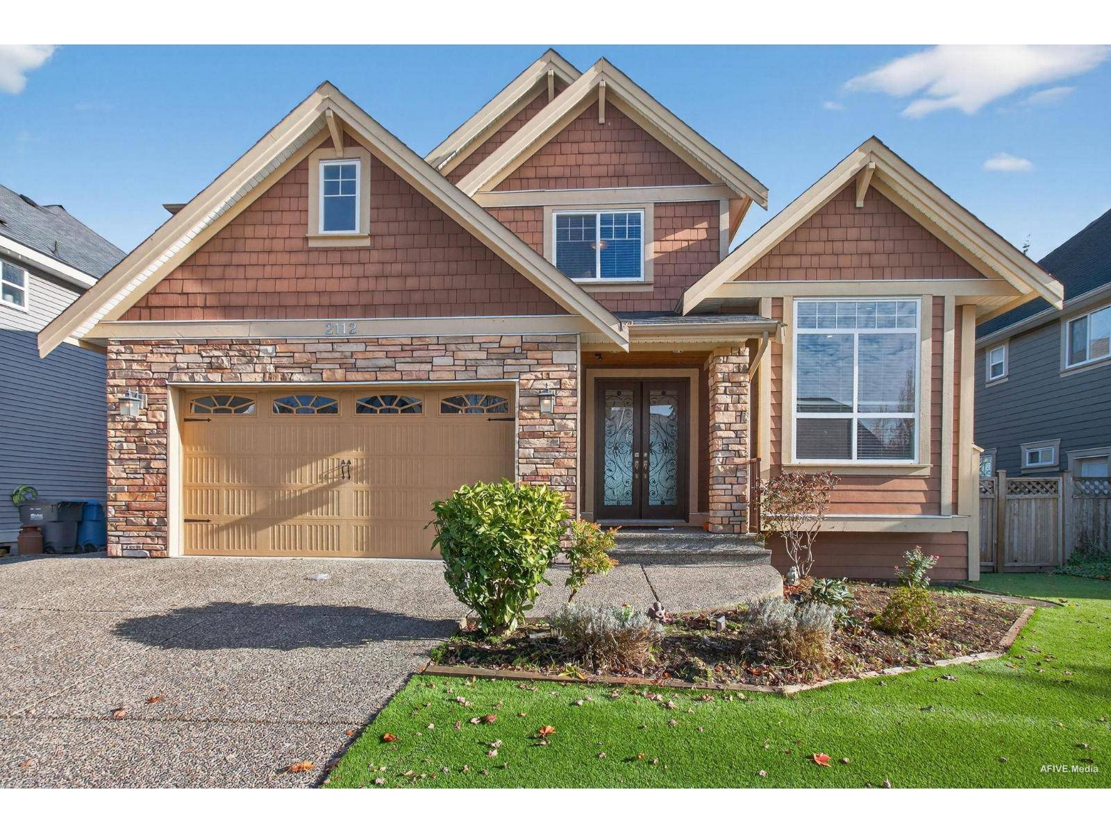 Abbotsford, BC V4X0A6,2112 MERLOT BOULEVARD