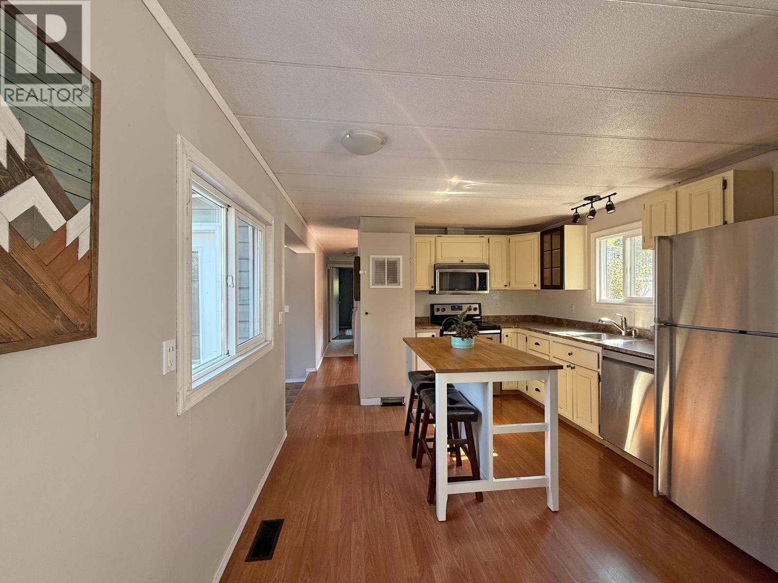 Williams Lake, BC V2G3P9,542 HODGSON ROAD