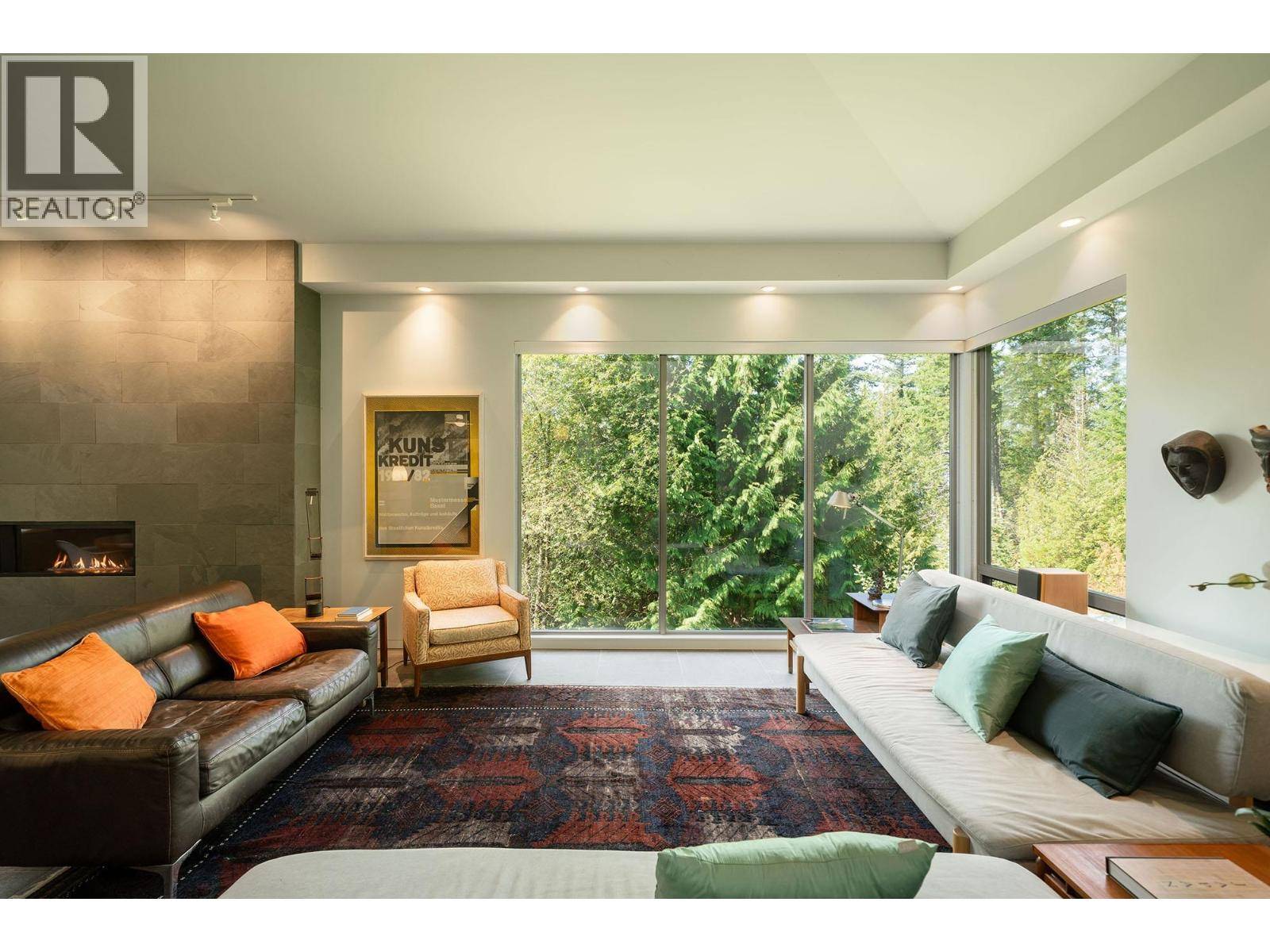 Bowen Island, BC V0N1G2,1754 FRANCES WALK