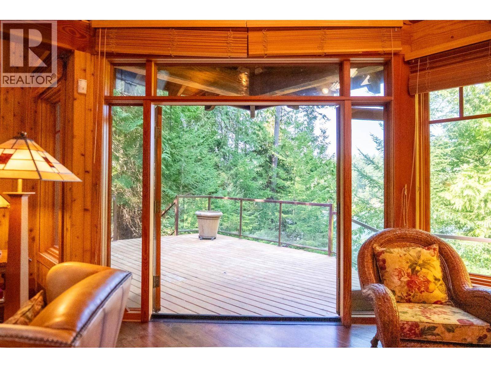 Pender Island, BC V0N2M3,8807 AINSLIE POINT ROAD