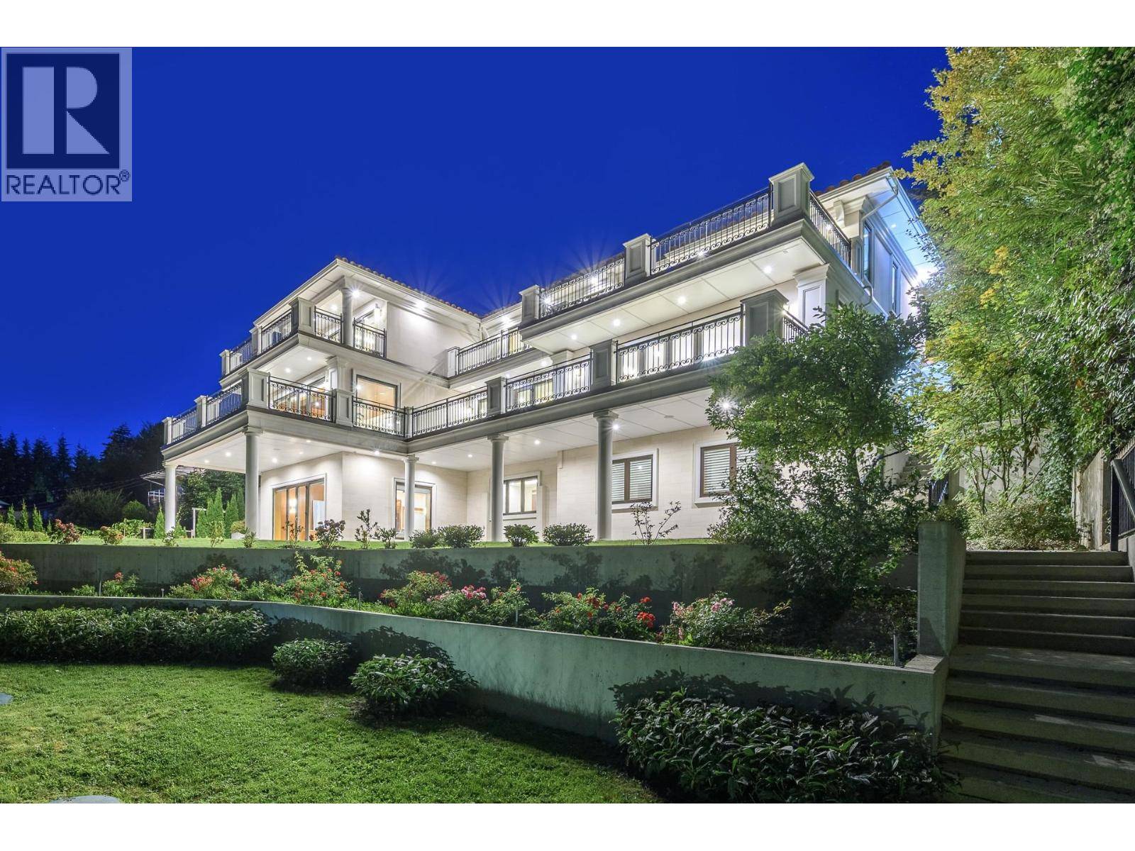 West Vancouver, BC V7S1T9,618 HAWSTEAD PLACE