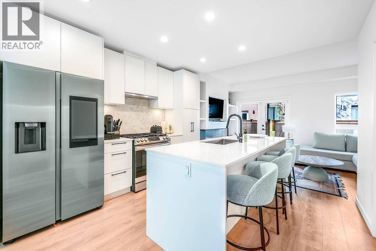 North Vancouver, BC V7L1E1,535 East 2ND ST #137