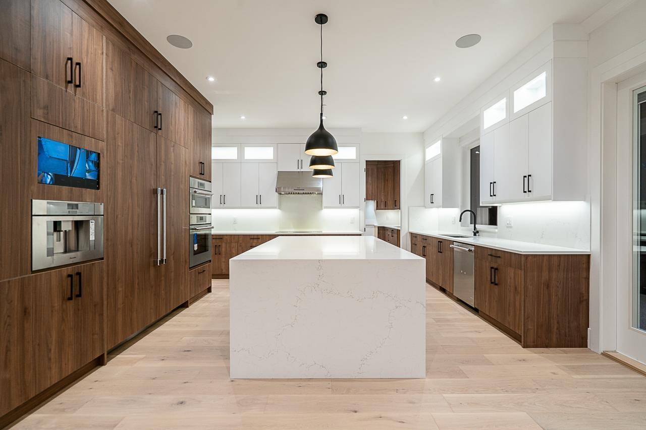 White Rock, BC V4B4S1,1232 PARKER STREET