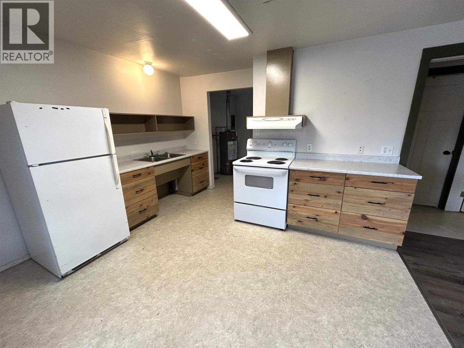 Prince George, BC V2M2K9,1170 CARNEY STREET