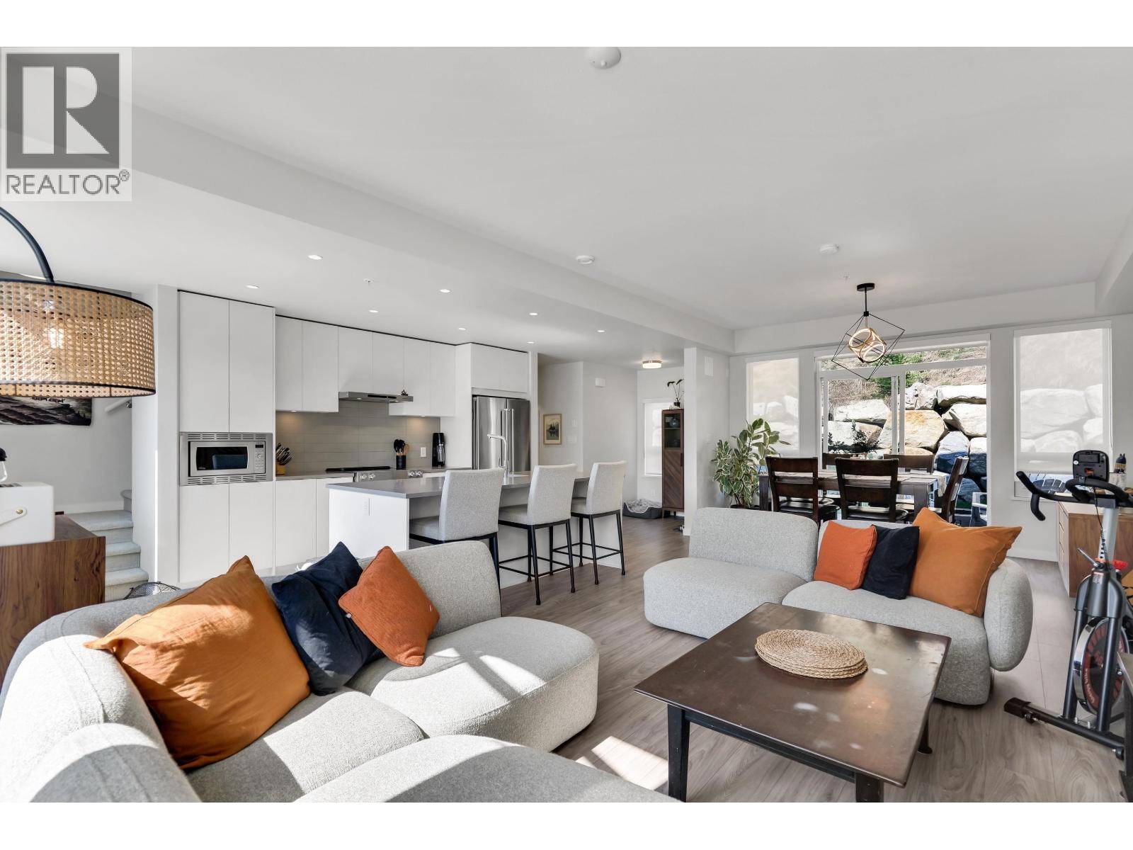 Squamish, BC V8B1C2,41224 HIGHLINE PLACE