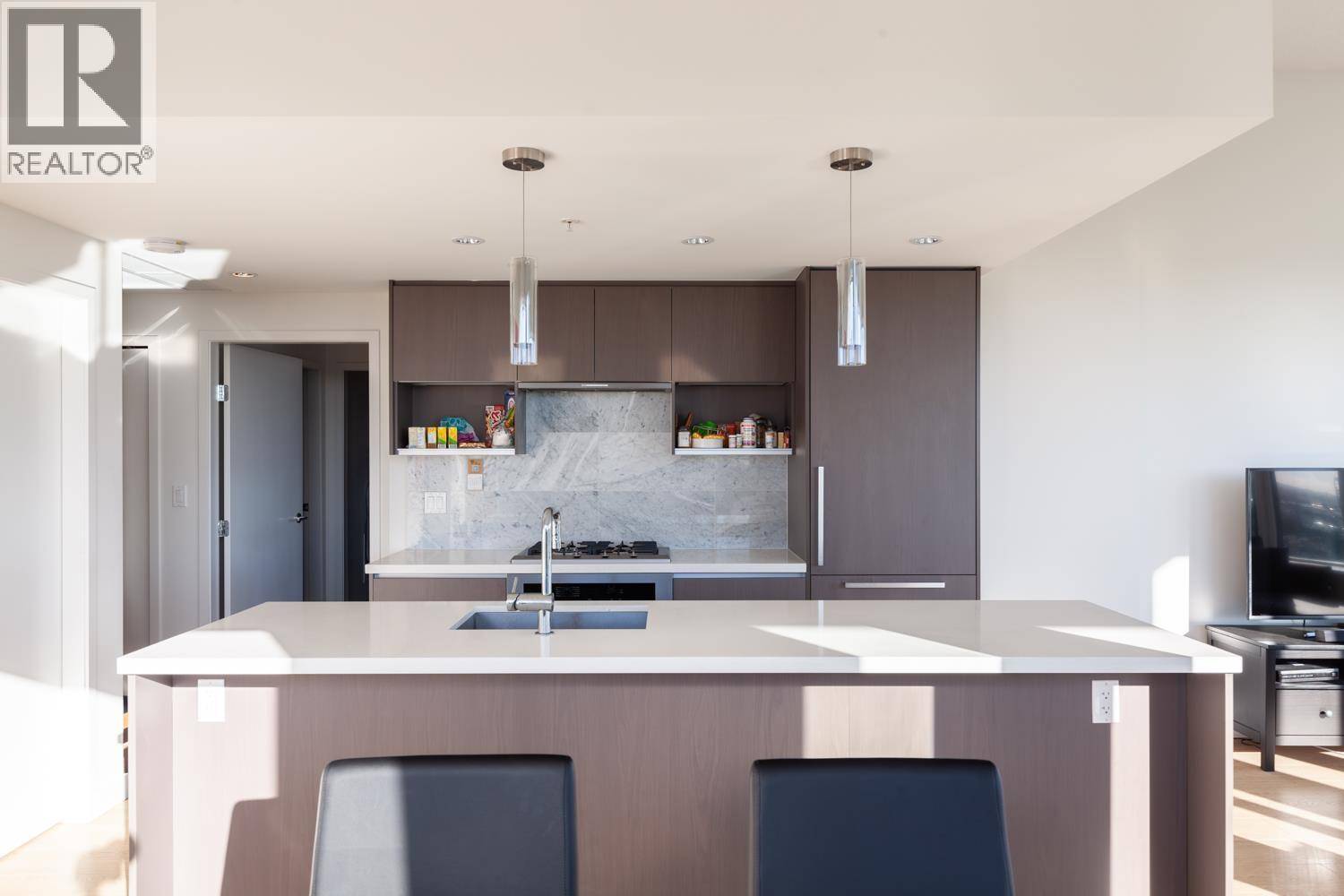 Richmond, BC V6X0N3,8833 HAZELBRIDGE WAY #1901