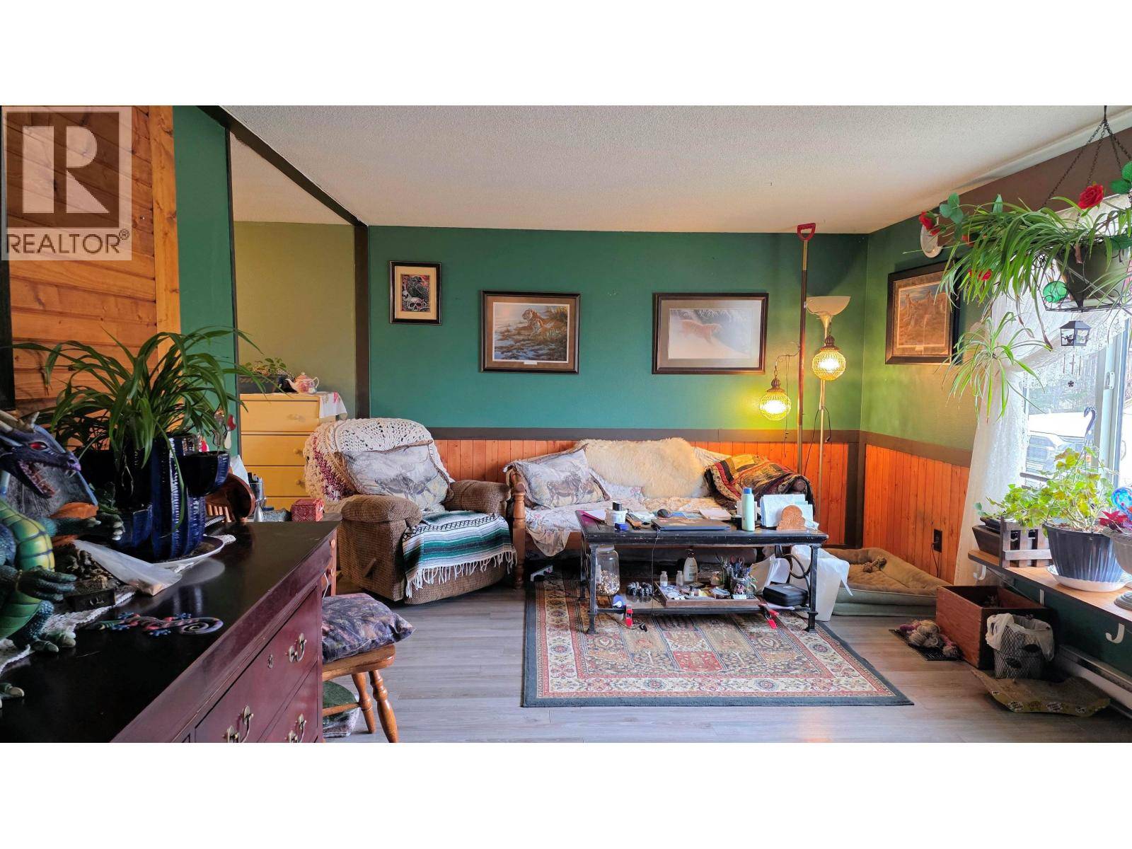 Granisle, BC V0J1W0,15 HARMON CRESCENT