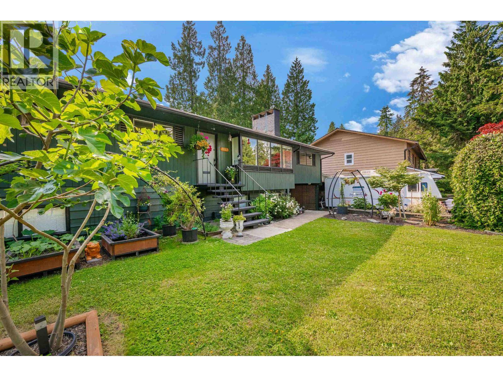 North Vancouver, BC V7K2A9,3163 TENNYSON CRESCENT