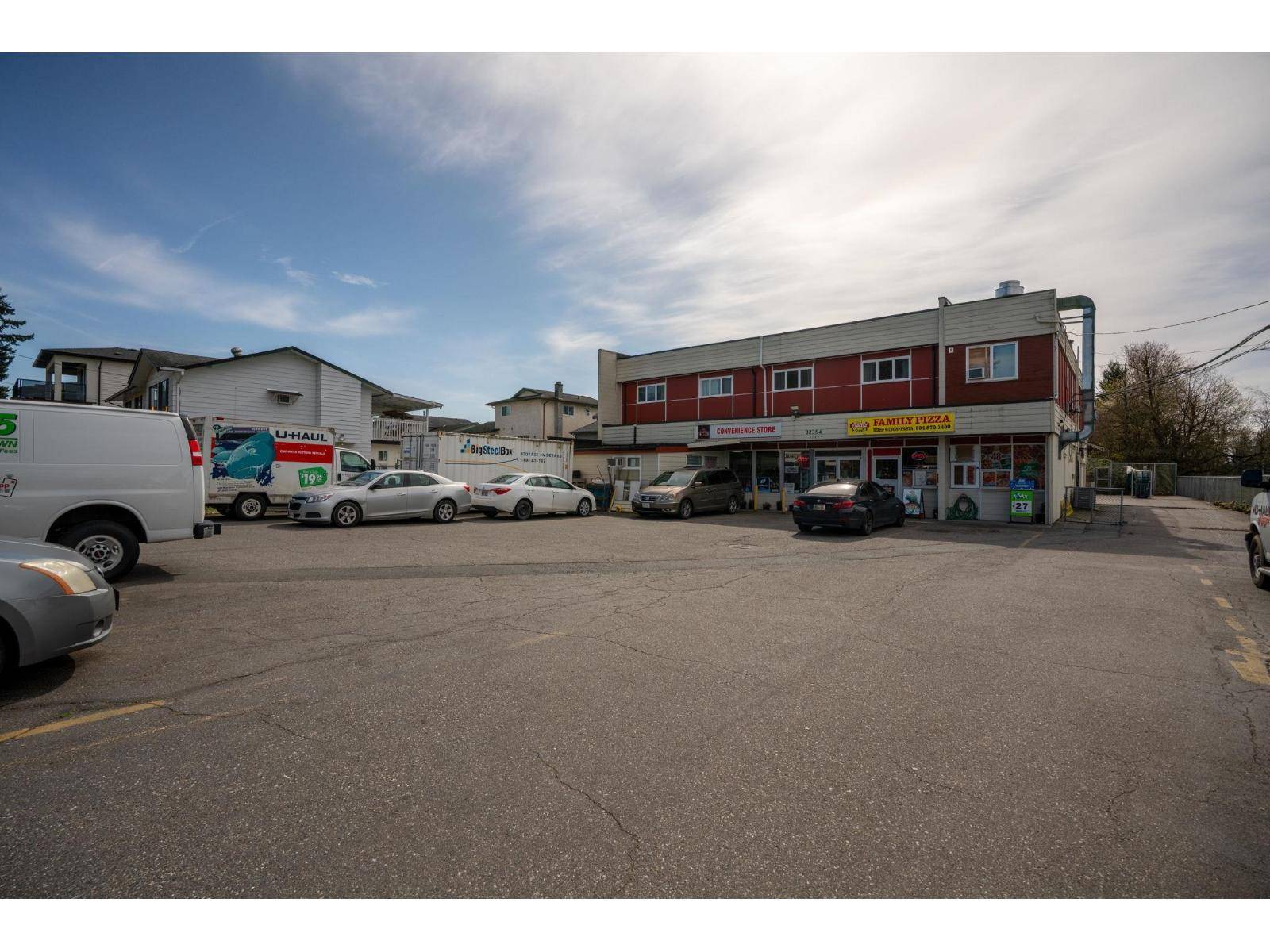 Abbotsford, BC V2T1A4,32354 MARSHALL ROAD