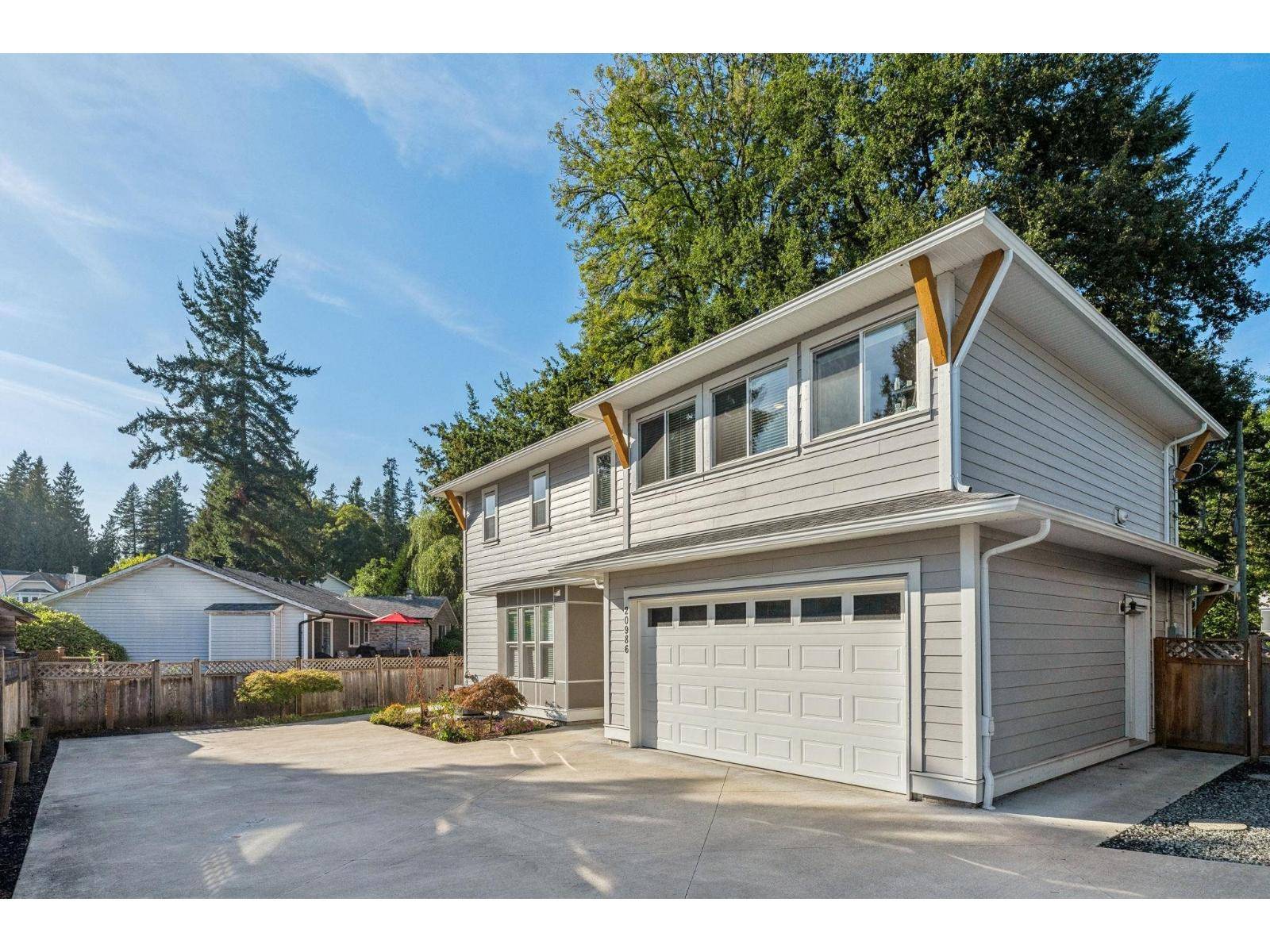 Langley, BC V1M2Z3,20986 96 AVENUE