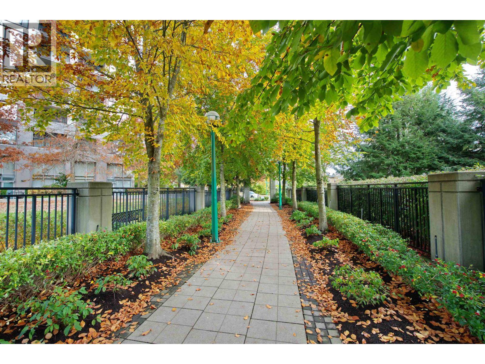 Burnaby, BC V5E0A5,7063 HALL AVE #301