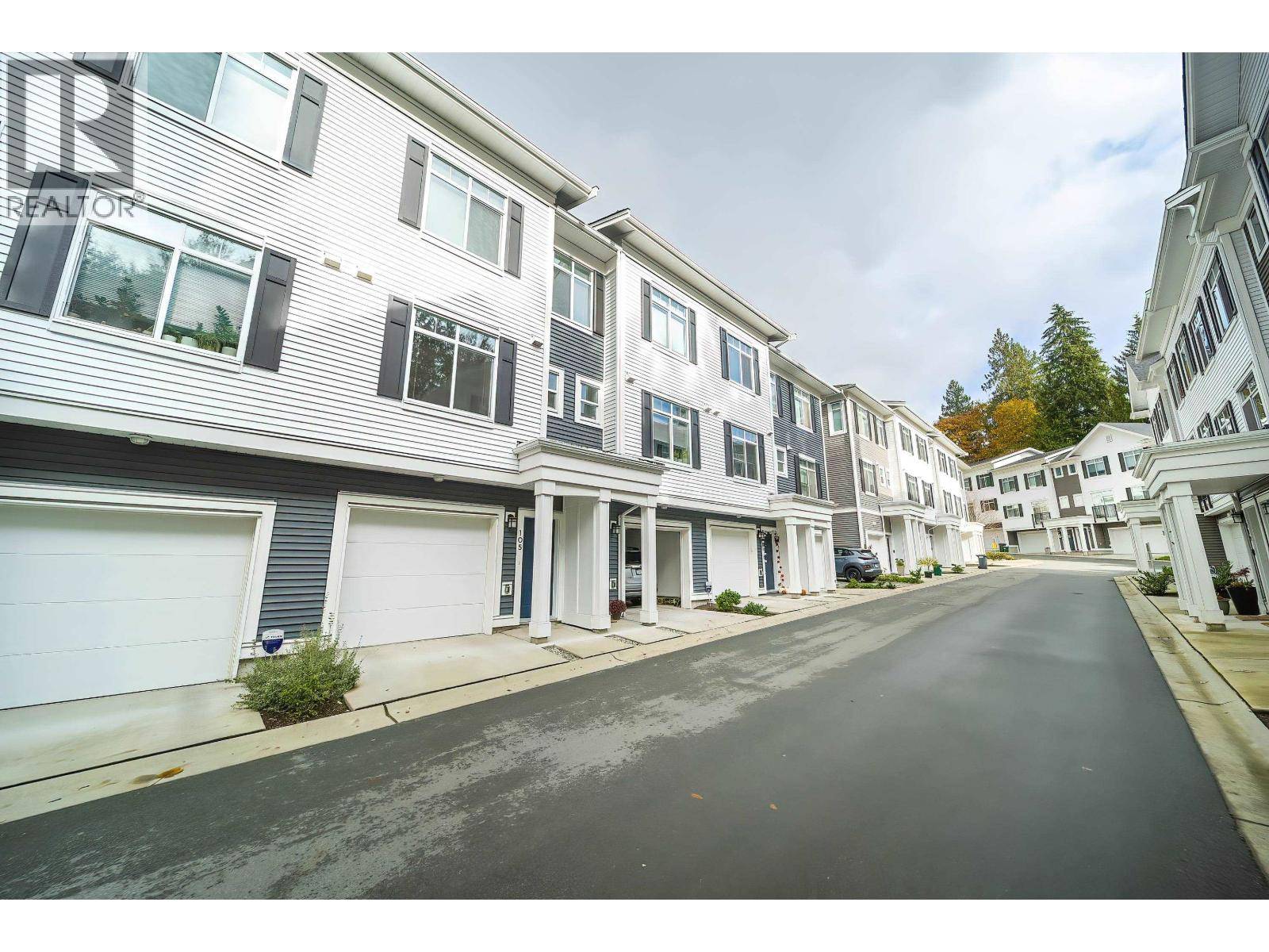 Coquitlam, BC V3B0R5,1225 MITCHELL ST #105