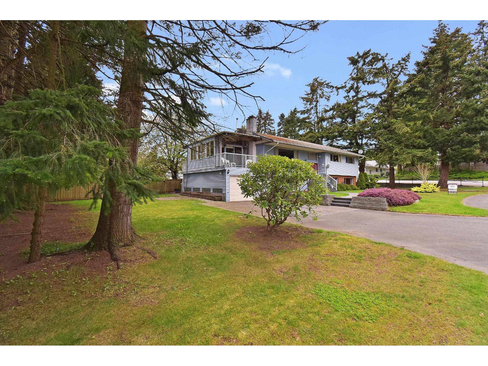 White Rock, BC V4B3H6,1589 LANCASTER STREET