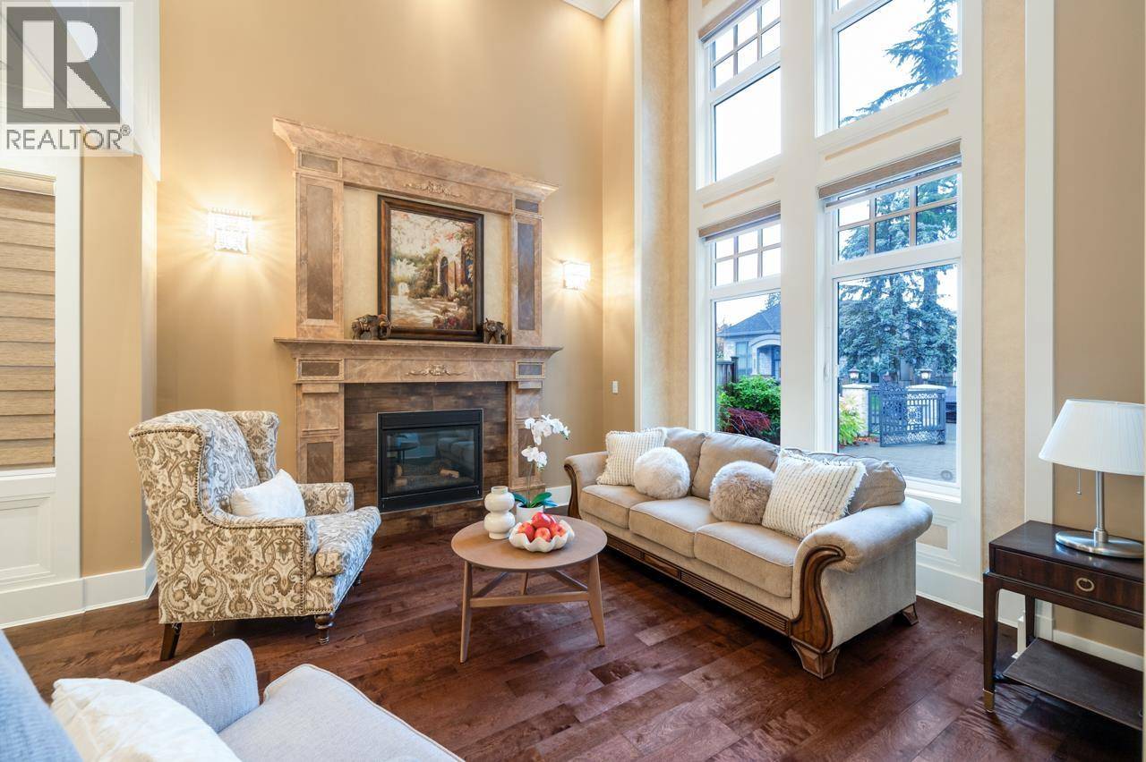 Richmond, BC V7C2H7,6331 BELLFLOWER DRIVE