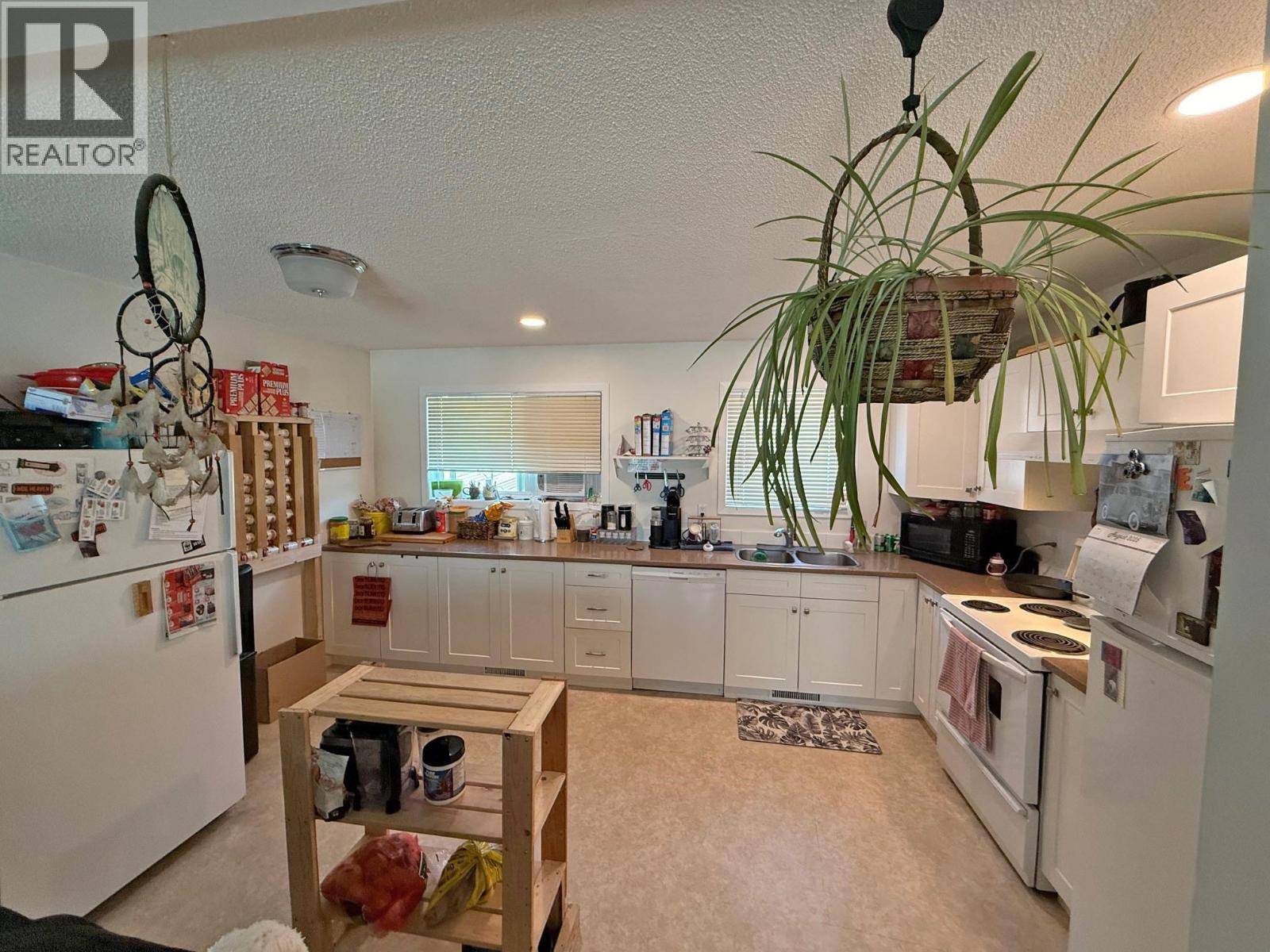 Williams Lake, BC V2G2L8,782 N 10TH AVENUE