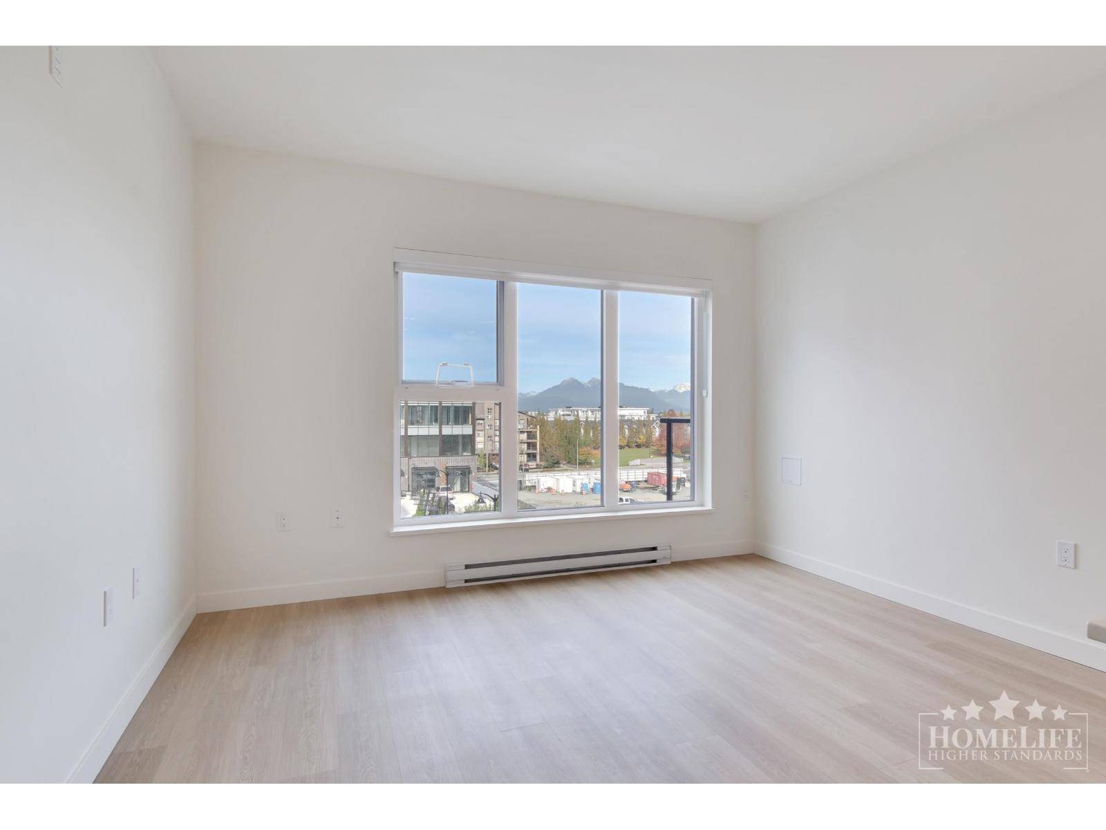 Langley, BC V2Y3Z8,7980 206A #515