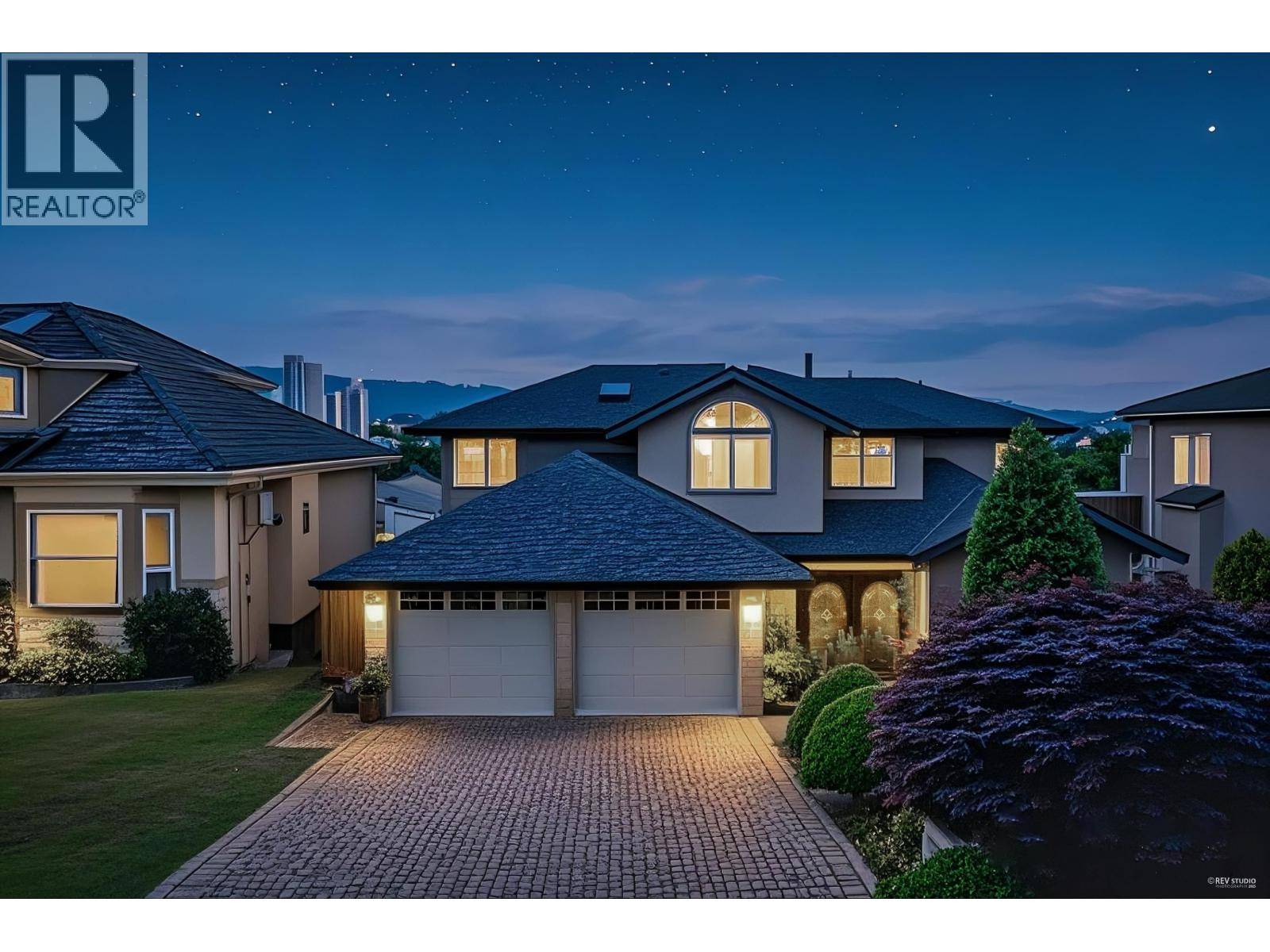 Burnaby, BC V3N4W9,7548 SEQUOIA ROAD