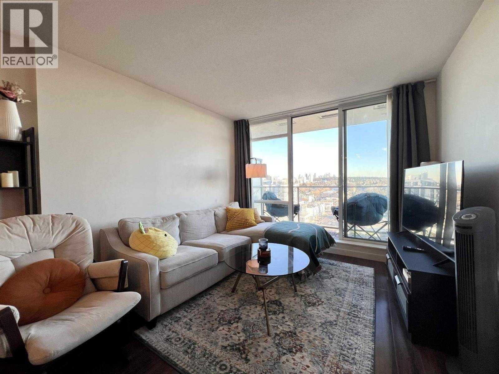 Vancouver, BC V5R0B2,4815 ELDORADO Mews #1906