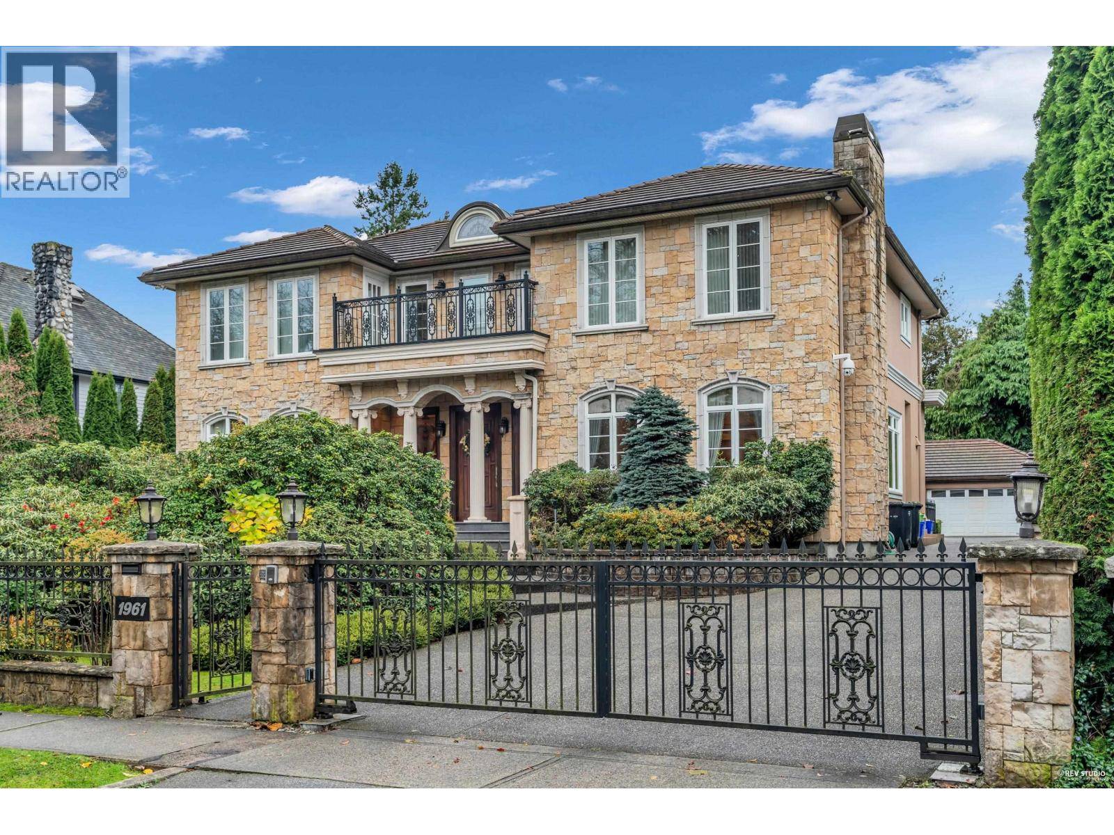 Vancouver, BC V6T1T2,1961 ALLISON ROAD