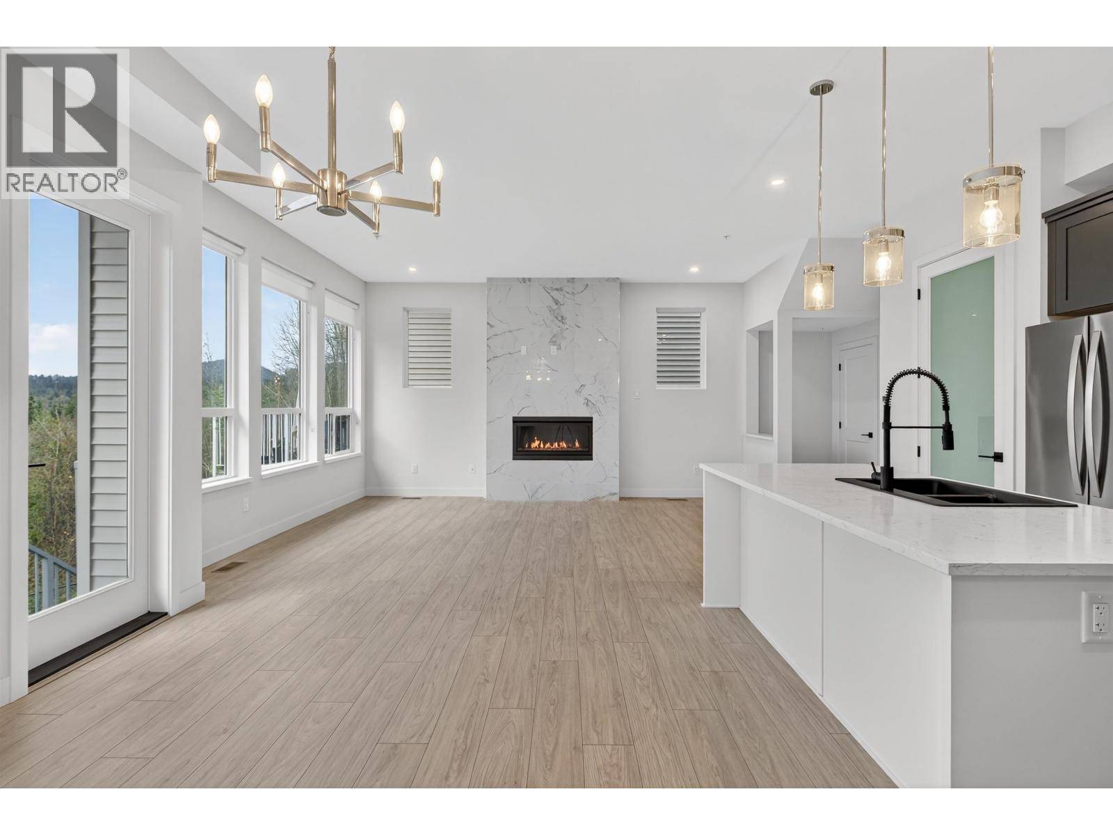 Maple Ridge, BC V4R0G9,14111 230 STREET