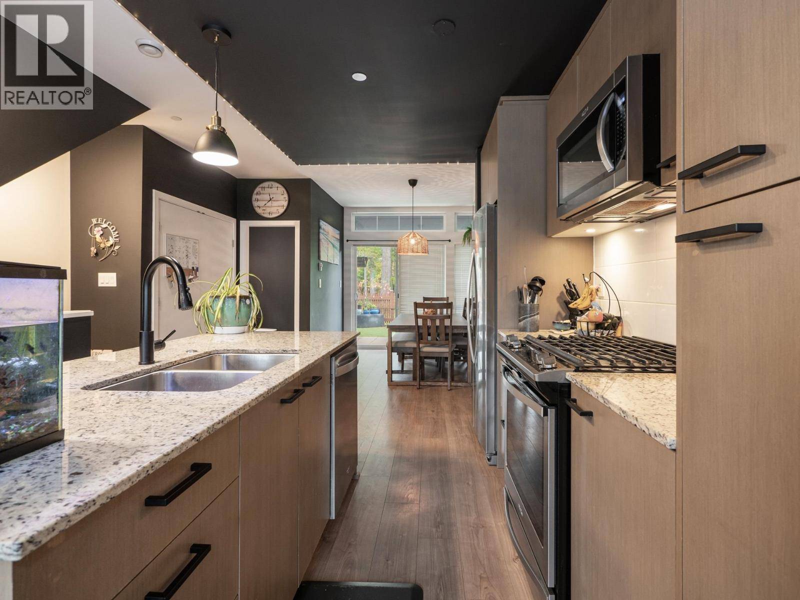 Sechelt, BC V7Z0S3,5934 OLDMILL LANE