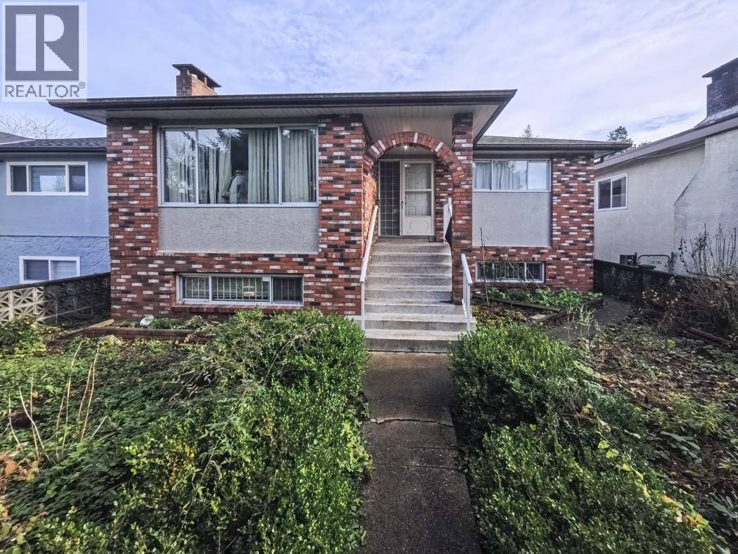 Vancouver, BC V5S3L4,6174 TYNE STREET