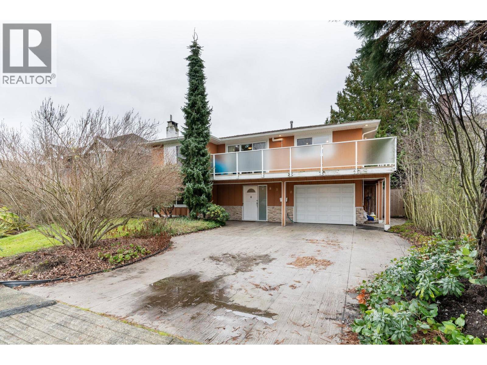 Richmond, BC V7C1W4,8140 FAIRDELL CRESCENT