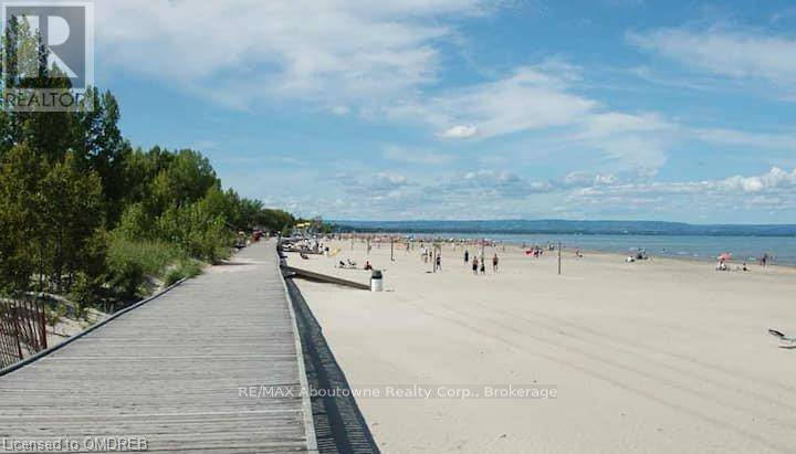 Wasaga Beach, ON L9Z1H5,81 ROYAL BEECH DRIVE