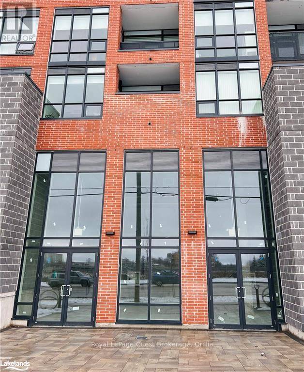 Barrie (painswick South), ON L4N4E8,681 YONGE ST #17