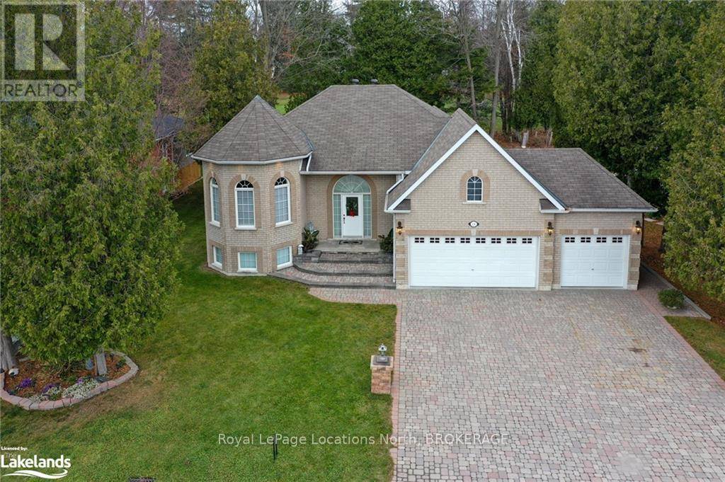 Wasaga Beach, ON L9Z1B9,26 FAIRWAY CRESCENT