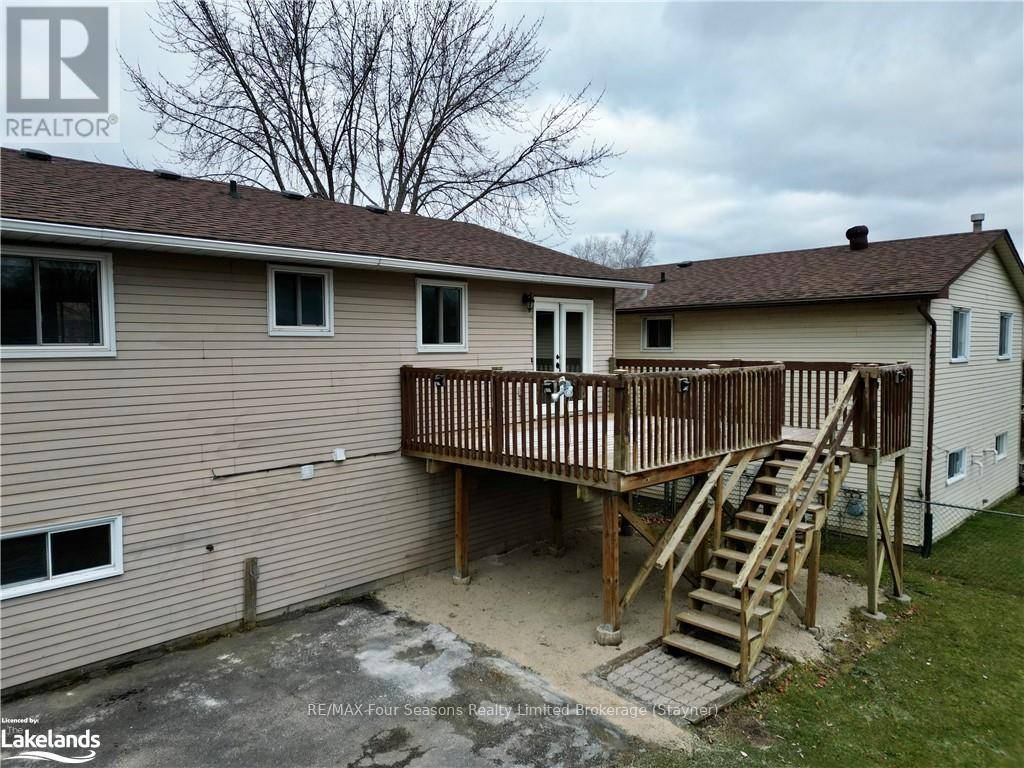 Orillia, ON L3V7K3,14 KORLEA CRESCENT