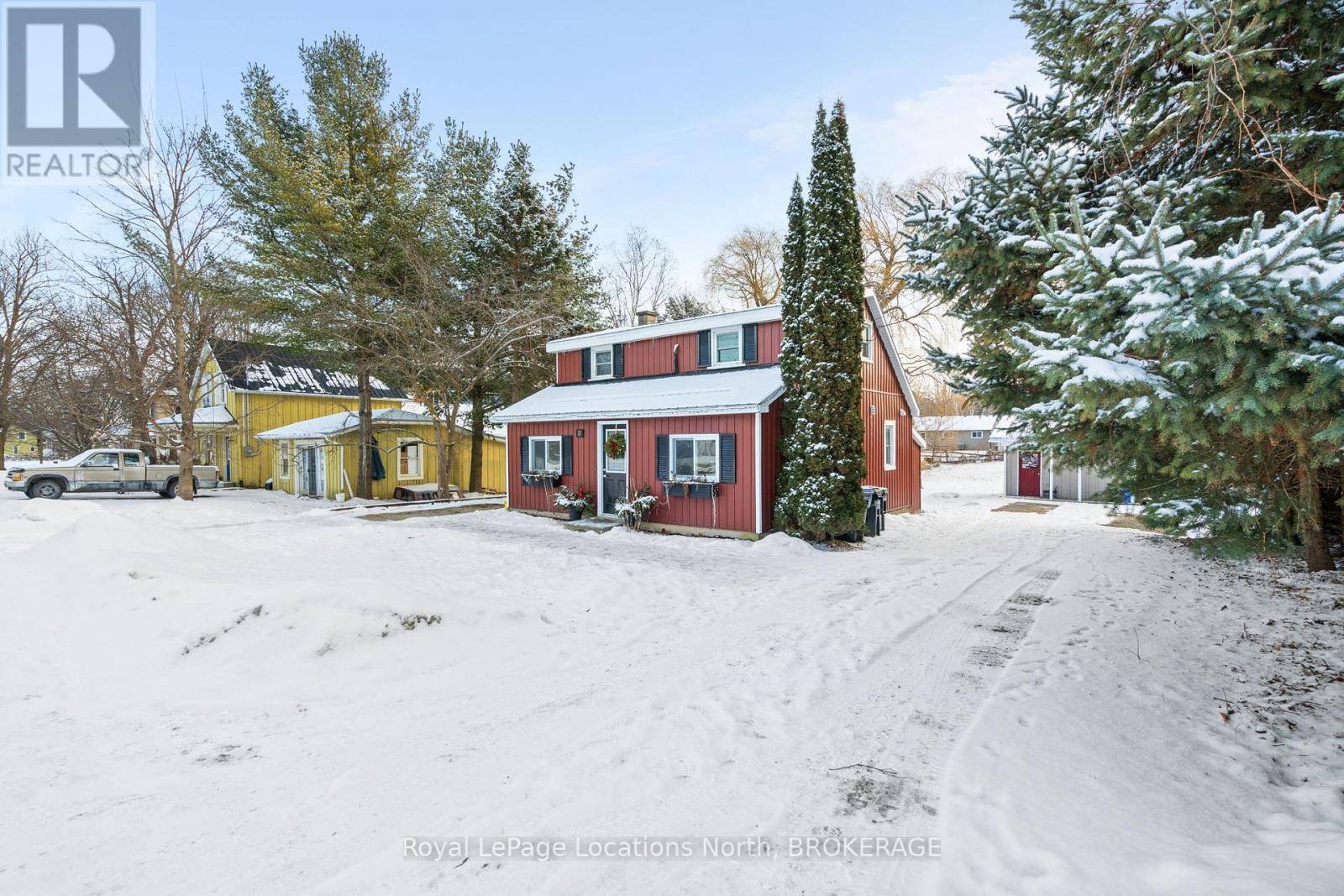 Clearview (creemore), ON L0M1G0,23 ELIZABETH STREET W