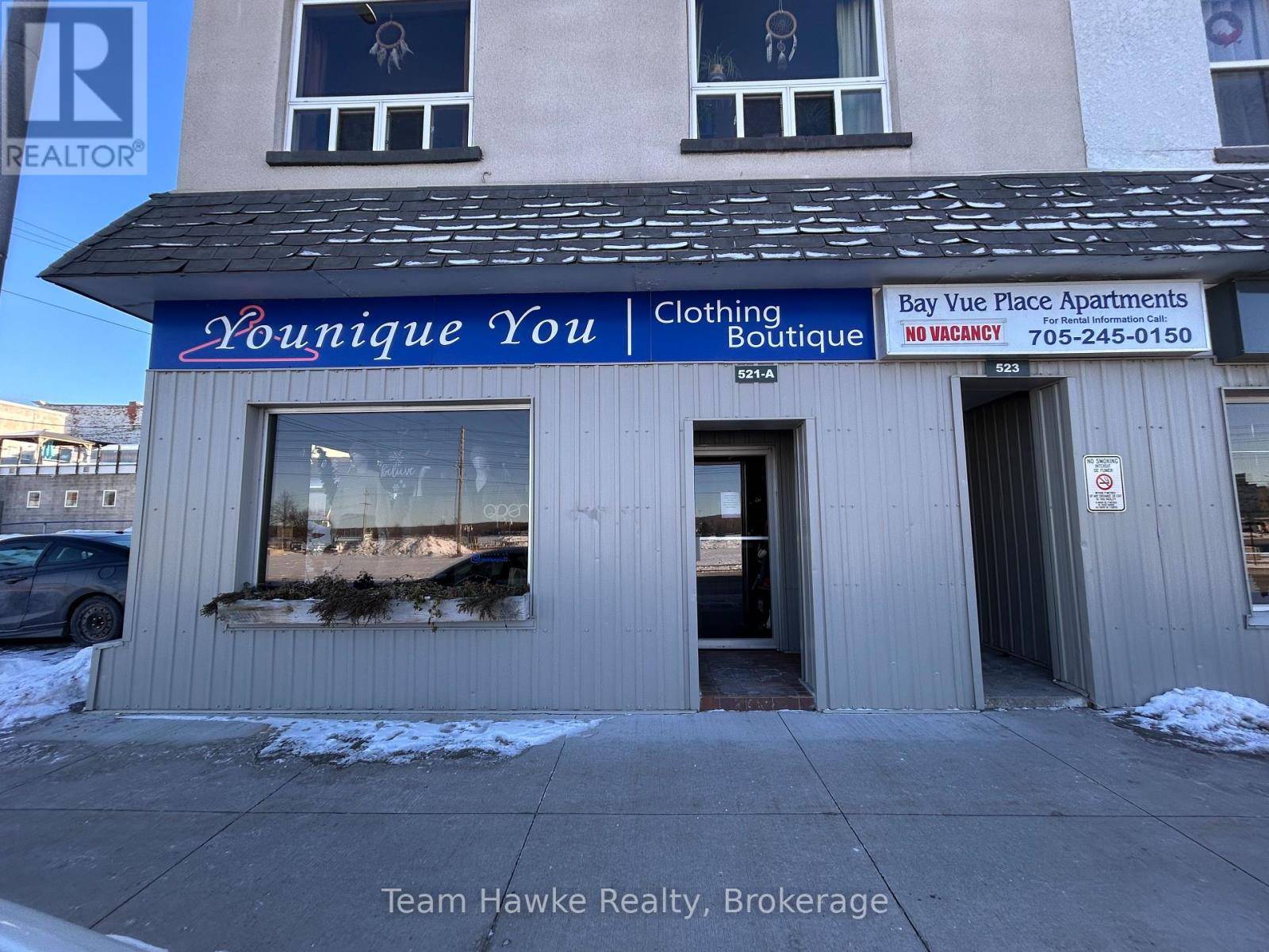 Midland, ON L4R1L2,521 Bay ST #A