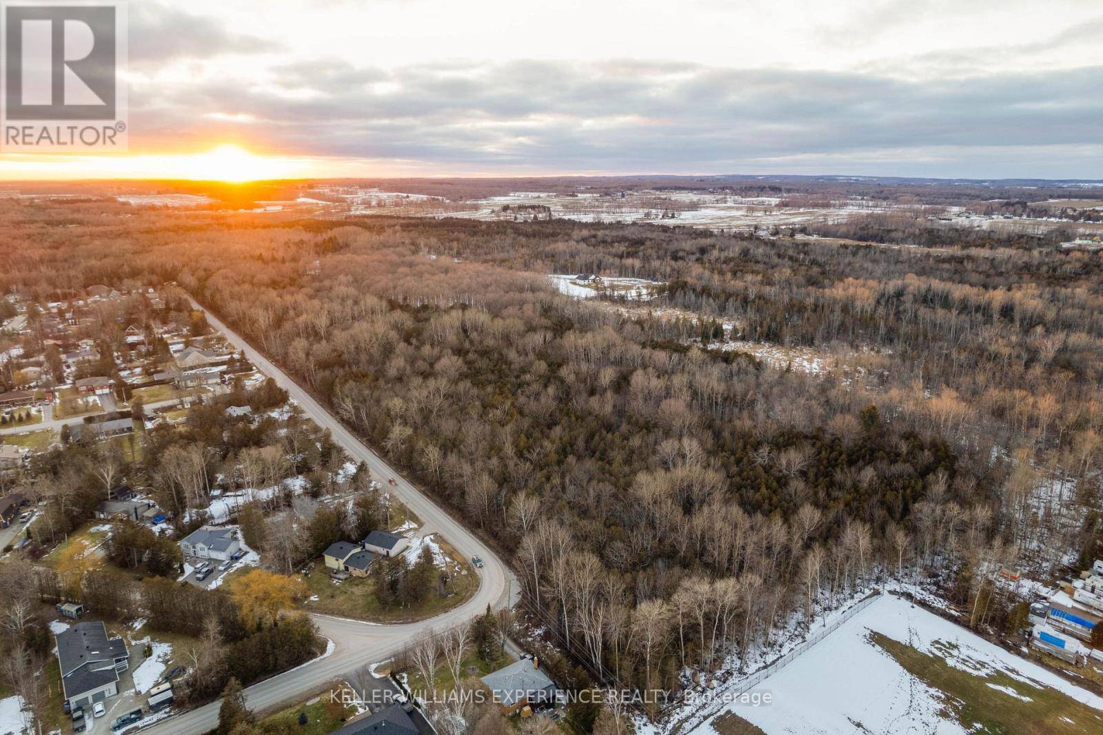 Oro-medonte (hawkestone), ON L0L1T0,0 KENNEDY AVENUE