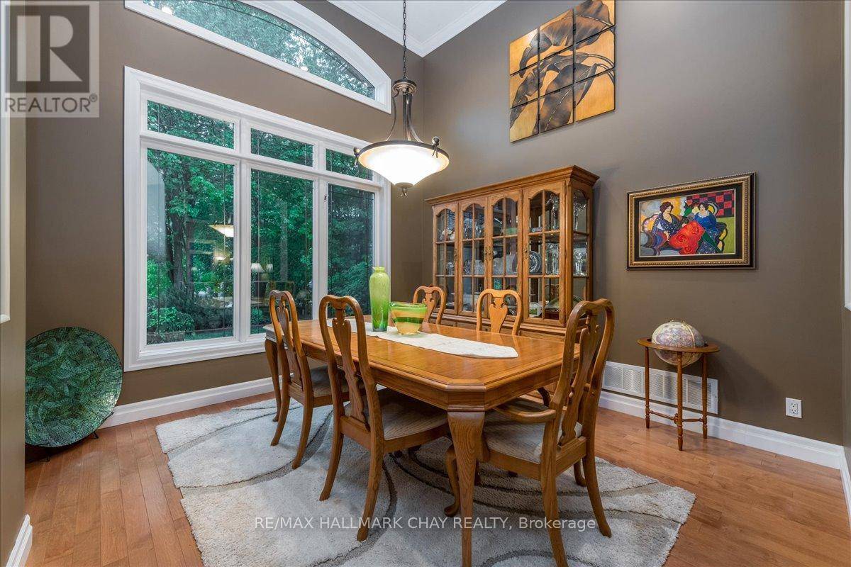 Springwater (snow Valley), ON L9X0H7,5 TIMBER COURT