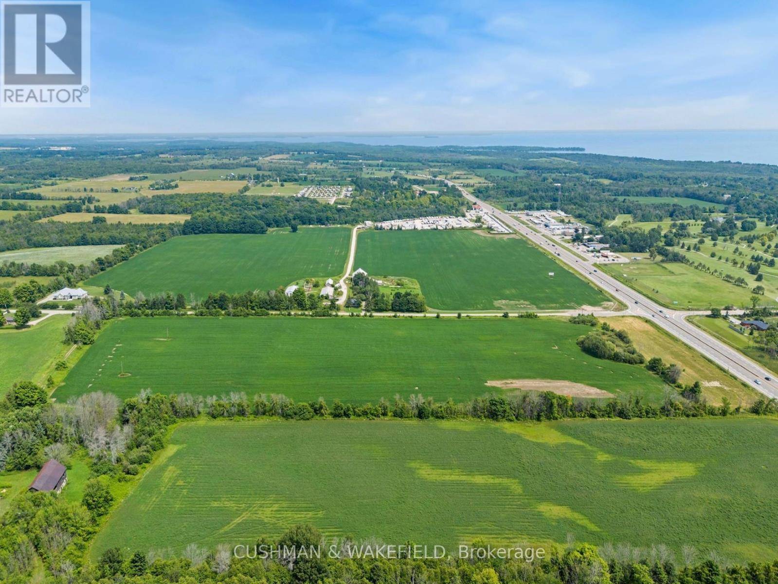 Oro-medonte, ON L0L1T0,136 LINE 10 N