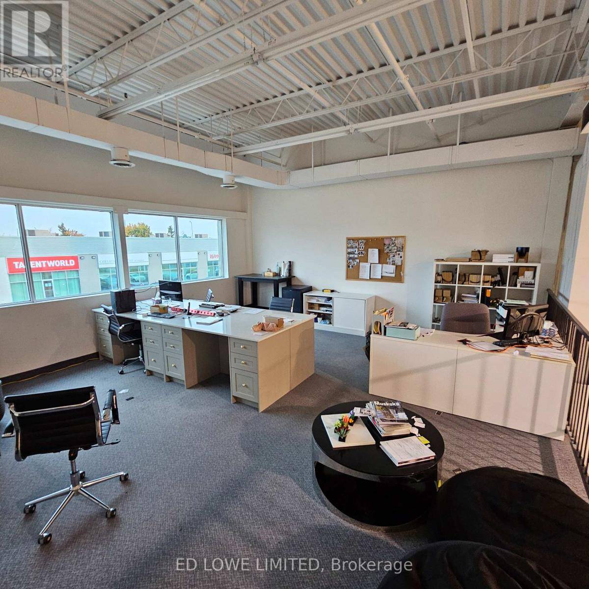 Barrie (0 West), ON L4N9P6,570 Bryne DR #M