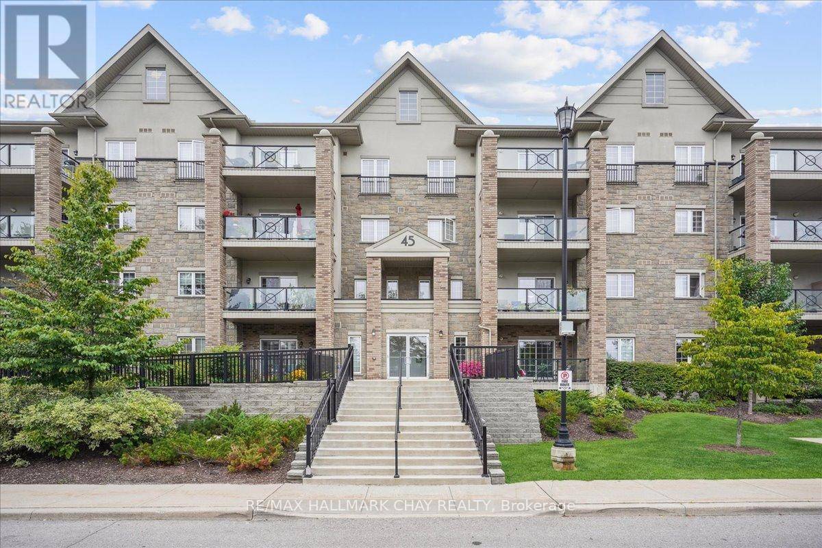 Barrie (ardagh), ON L4N5W7,45 Ferndale DR South #408