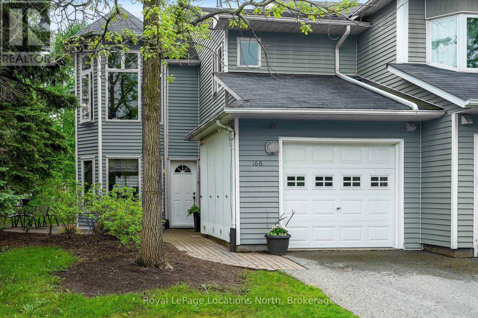 Collingwood, ON L9Y5B4,166 Fairway CRES #803