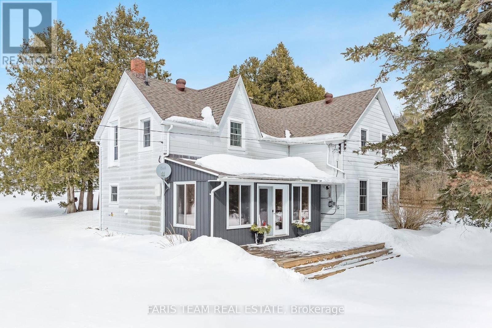 Springwater (elmvale), ON L0L1P0,6236 PENETANGUISHENE ROAD