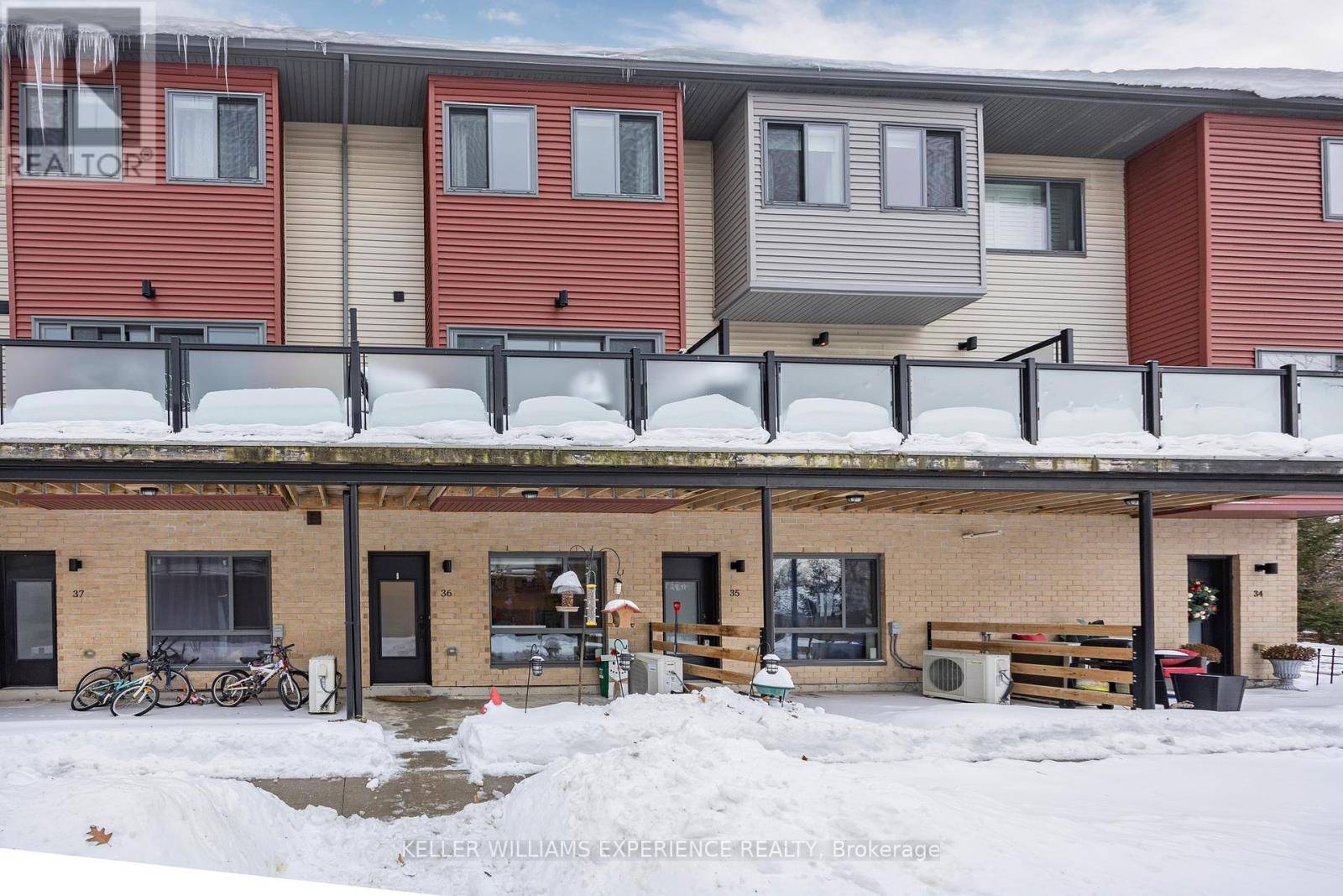 Barrie (ardagh), ON L4N9C8,369 Essa RD #36